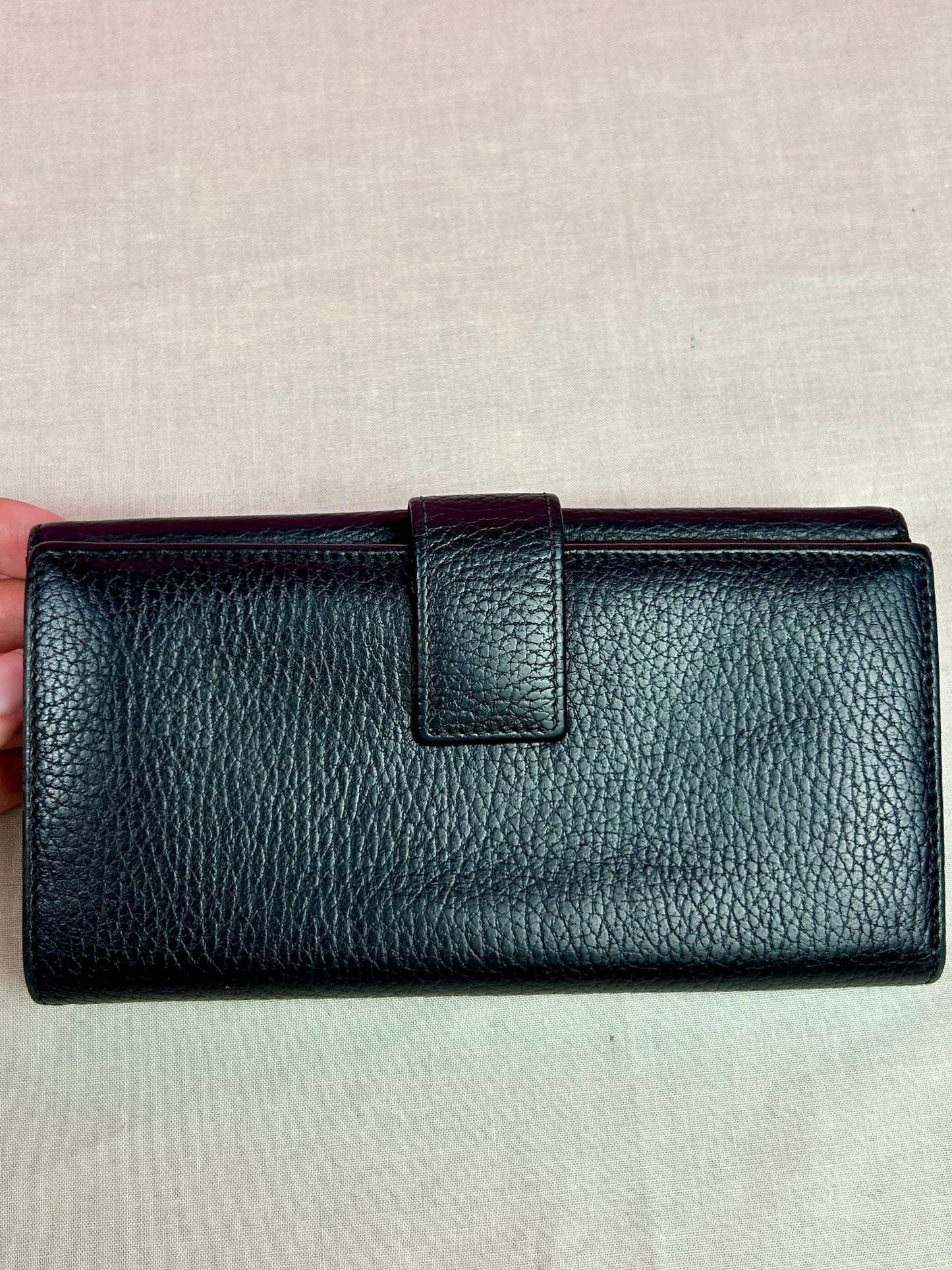 Black Gucci Organizer Wallet