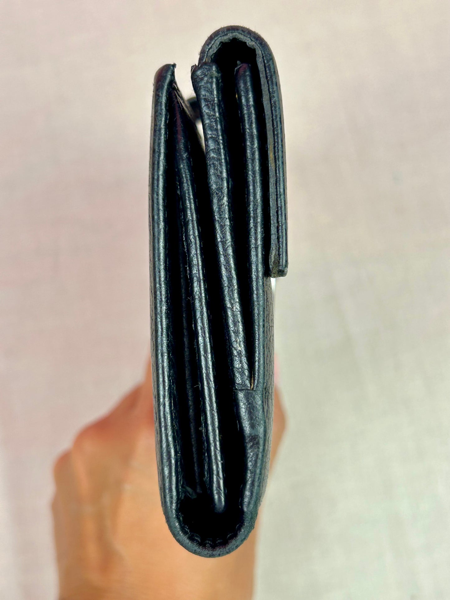 Black Gucci Organizer Wallet