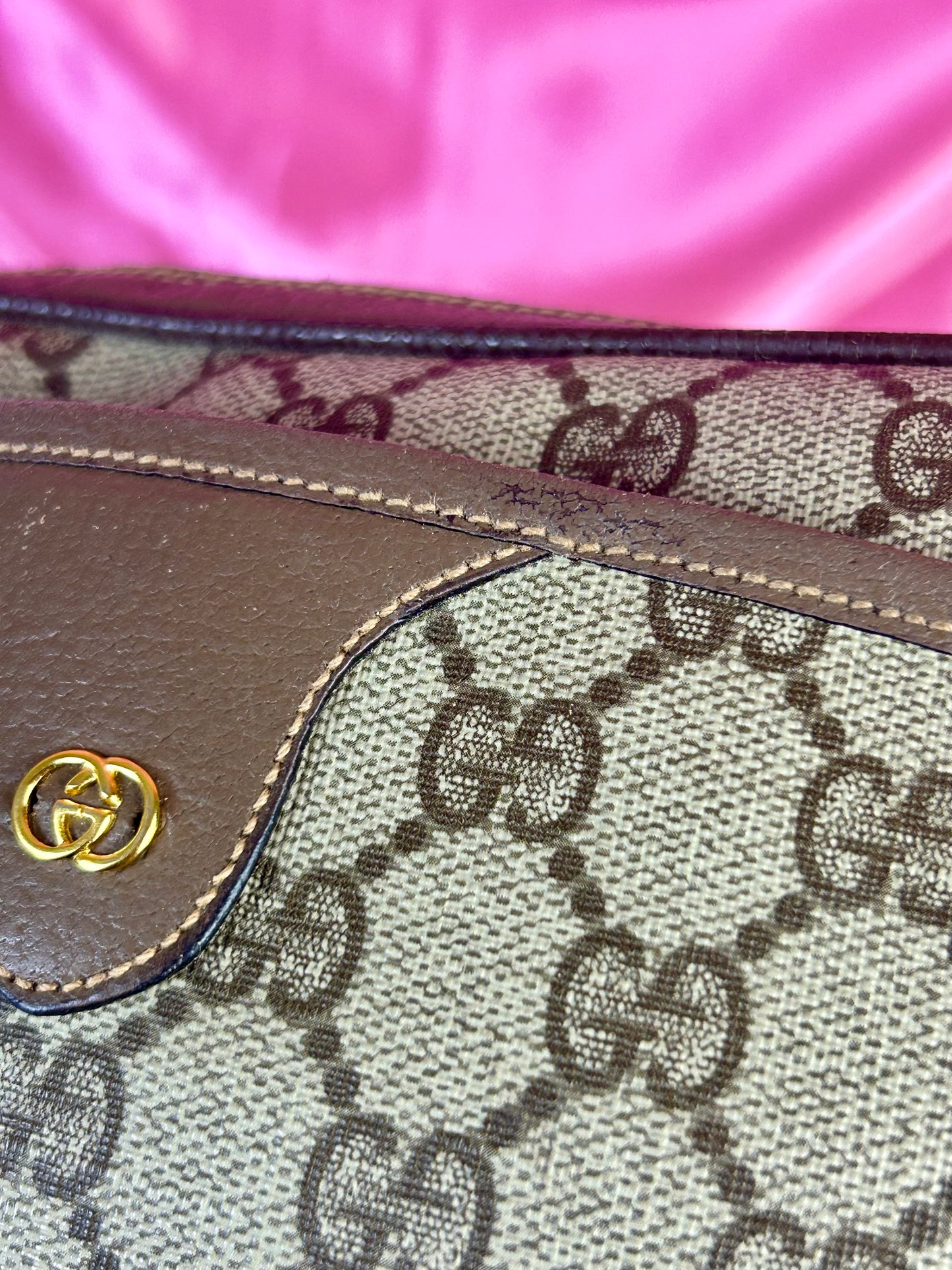 Gucci Vintage Sling Crossbody