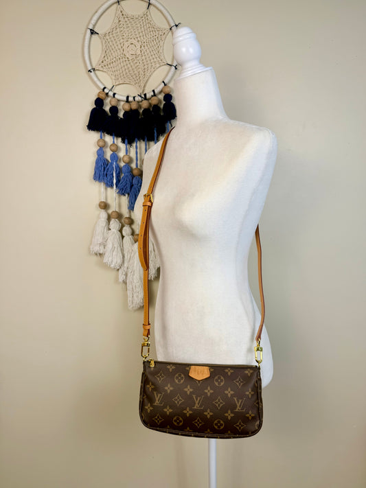 Large Pochette