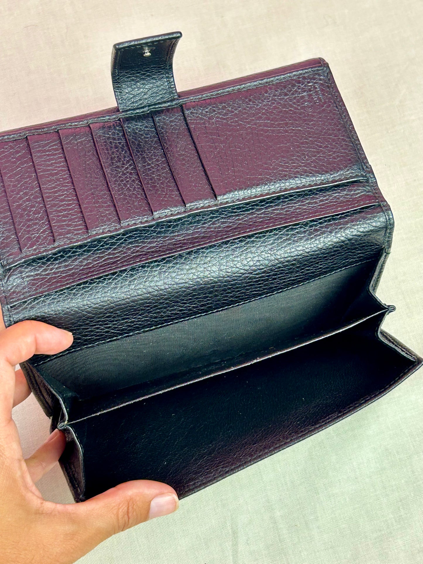 Black Gucci Organizer Wallet