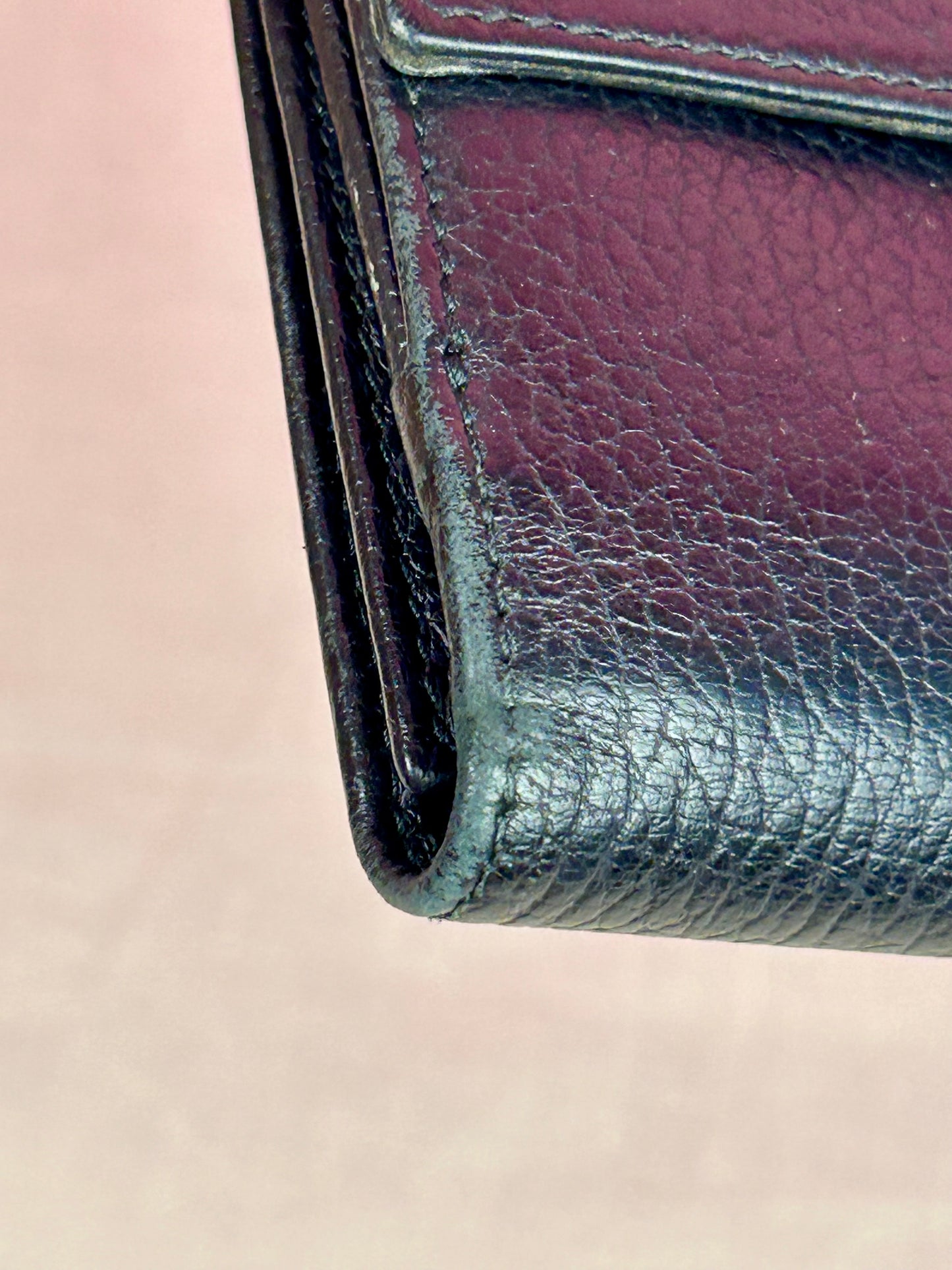 Black Gucci Organizer Wallet