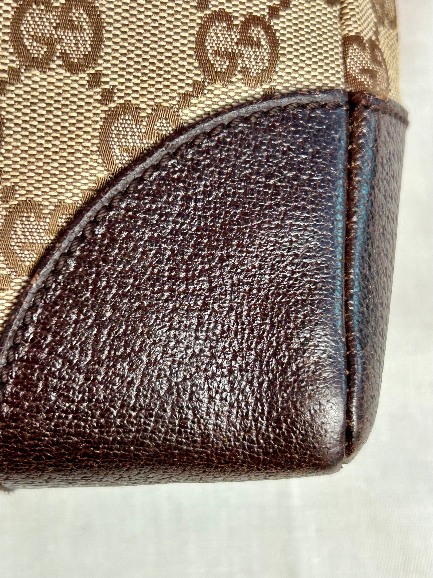 Gucci Supreme Crossbody (New Model)