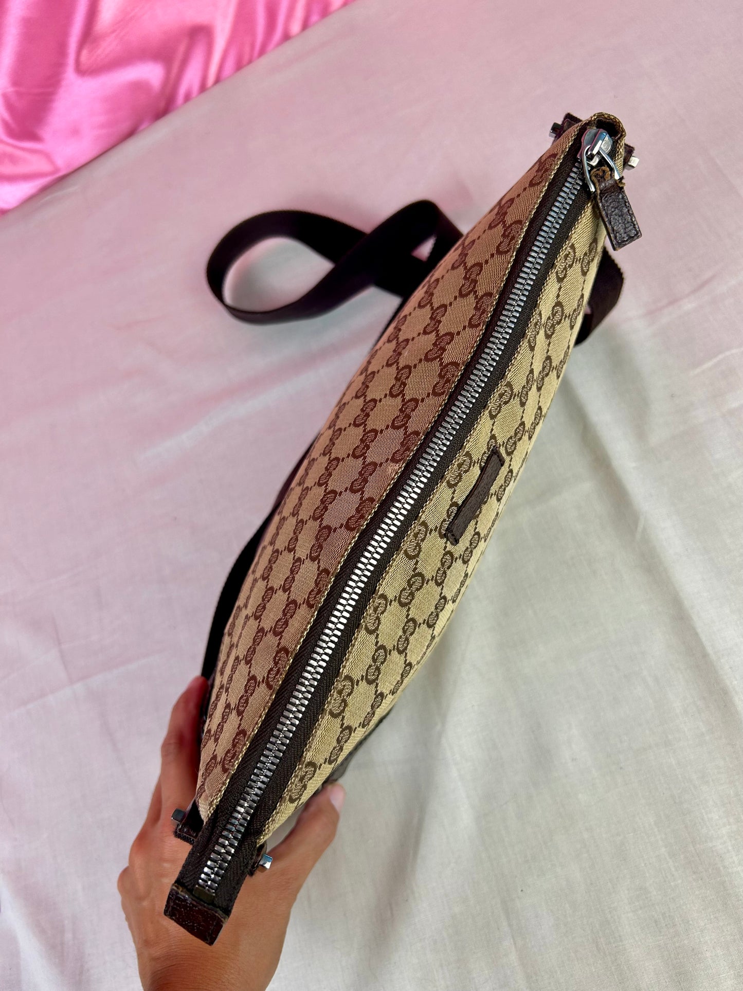 Gucci Supreme Crossbody (New Model)