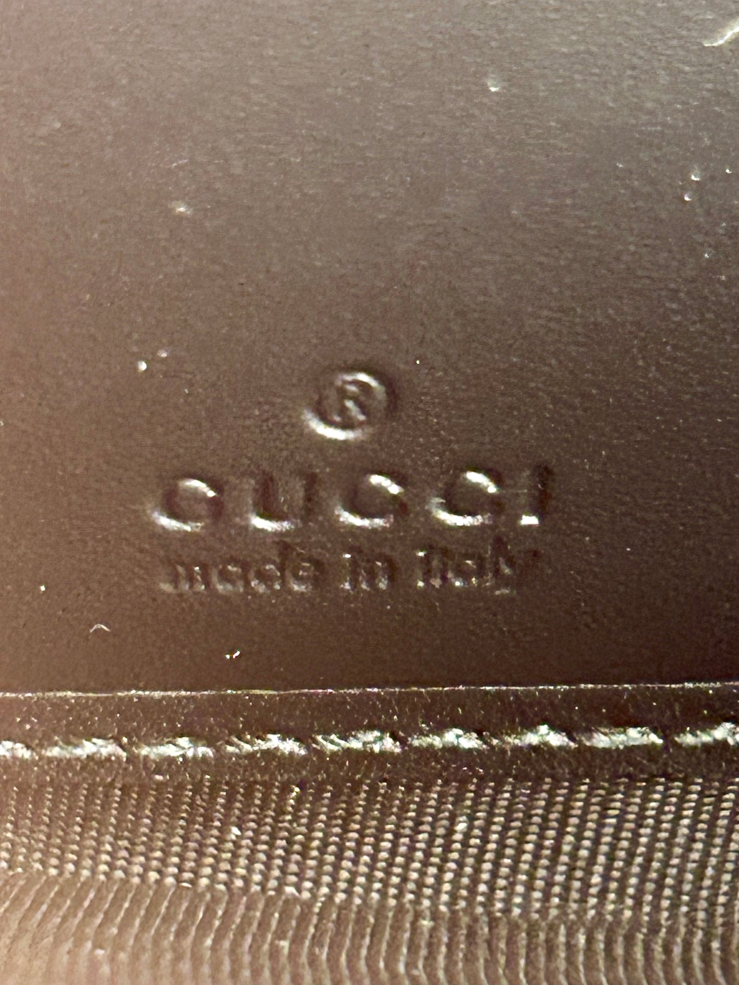 Black Gucci Zippy Wallet