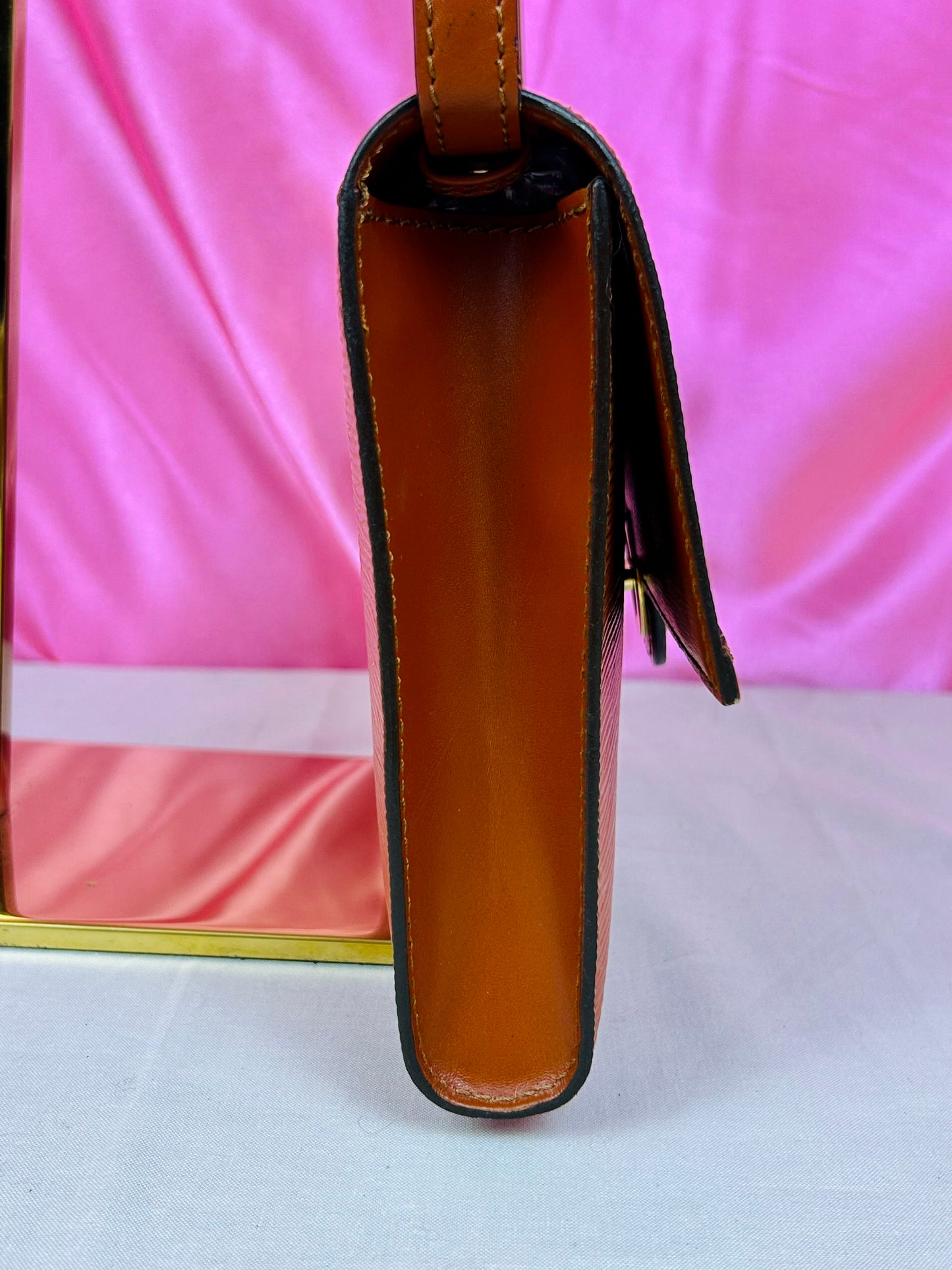 Brown Epi Arche