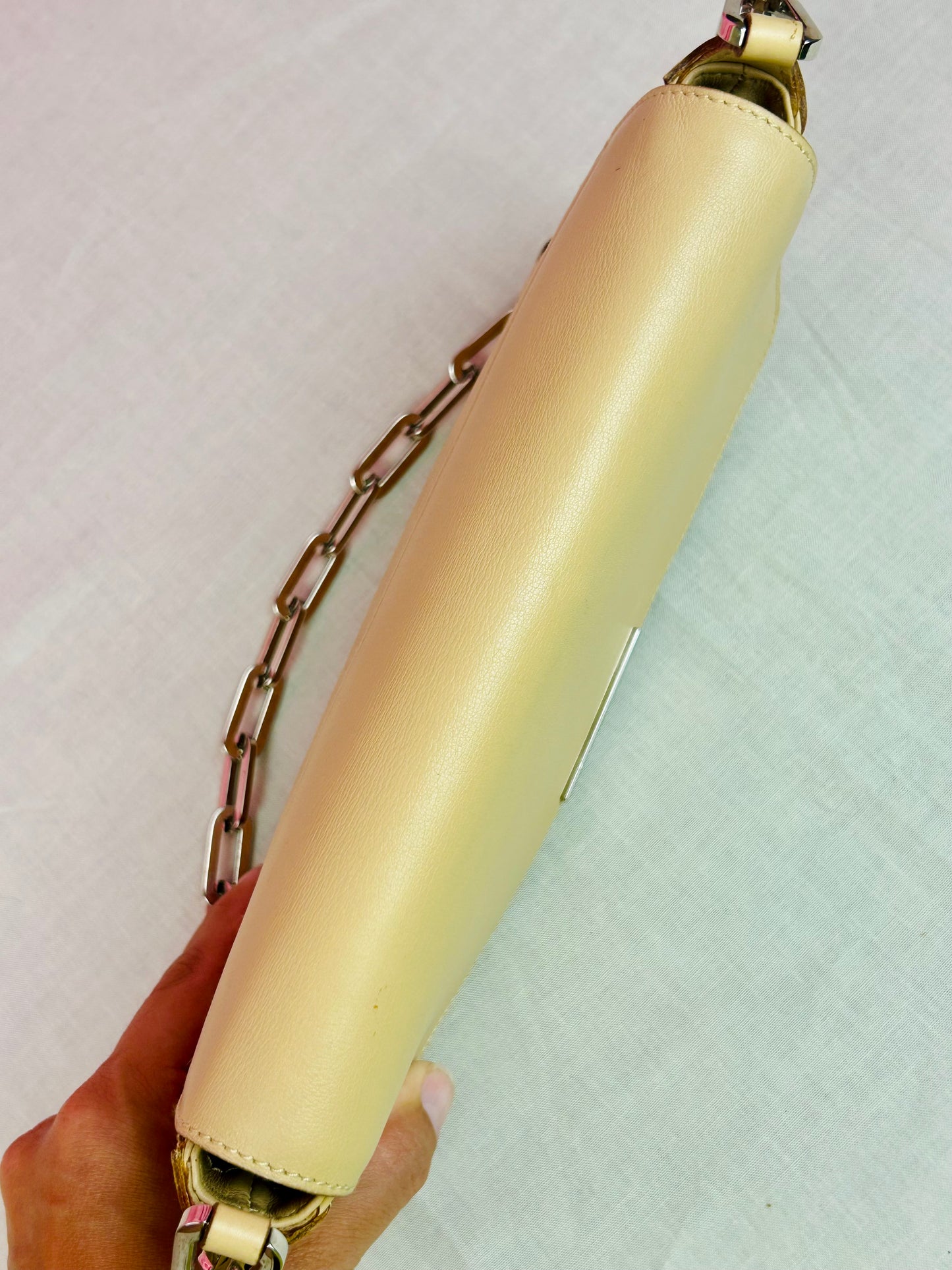 Gucci Beige Chain Shoulder Bag