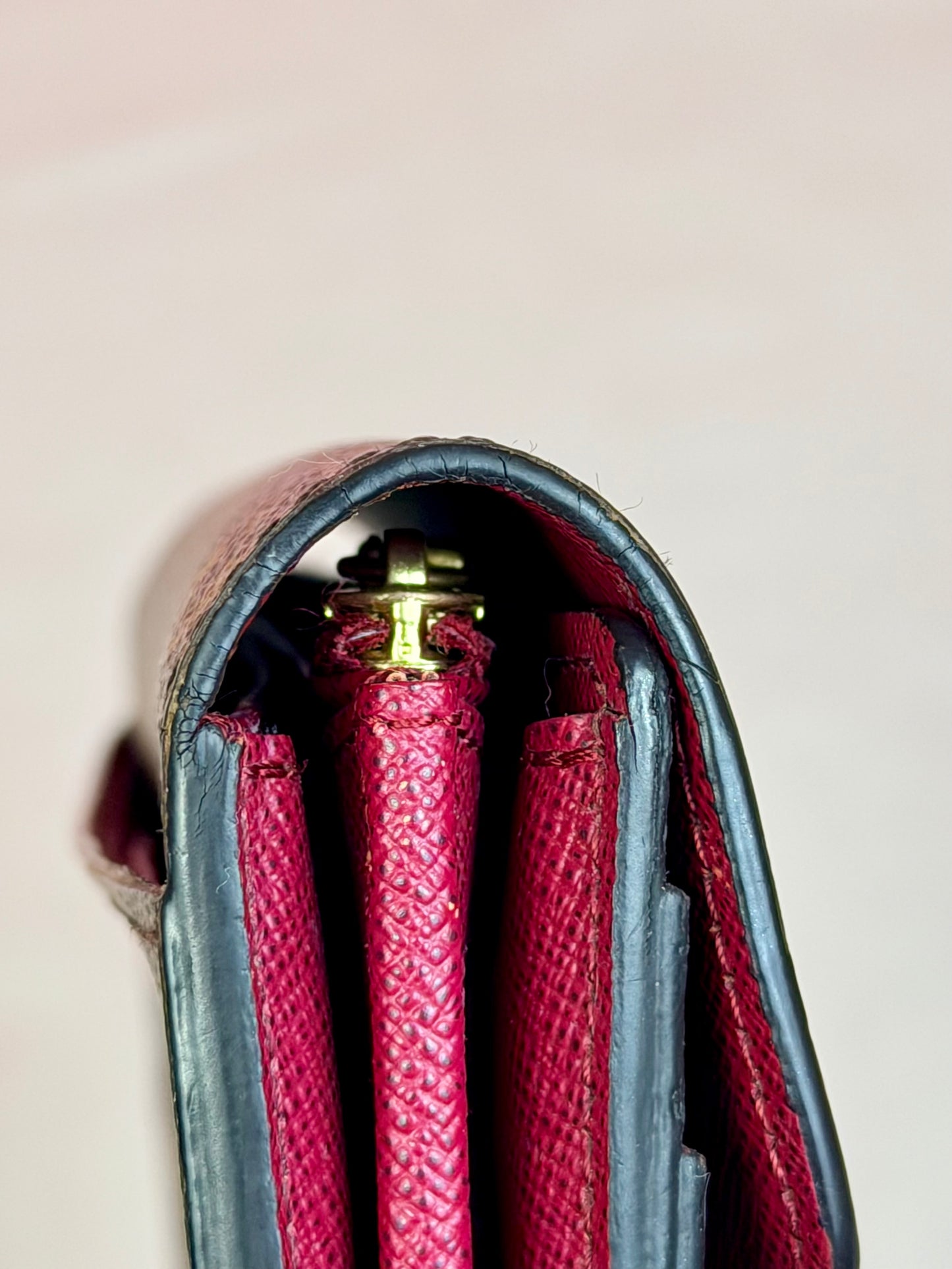 Sarah Wallet NM Monogram/Berry