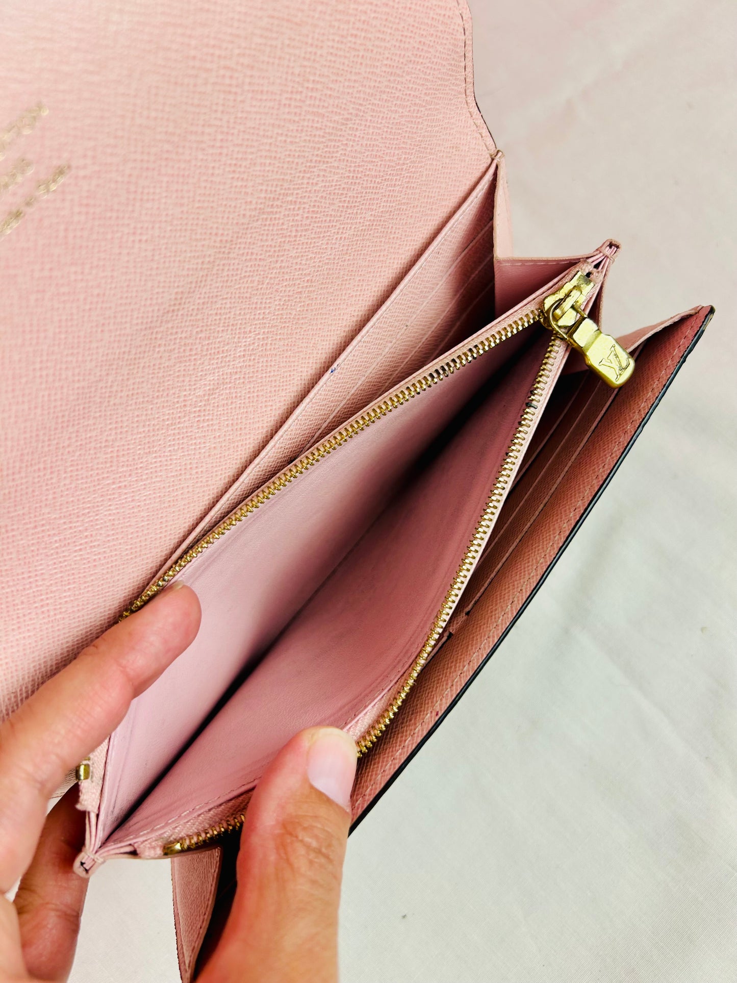 Sarah Wallet NM in DE/Rose