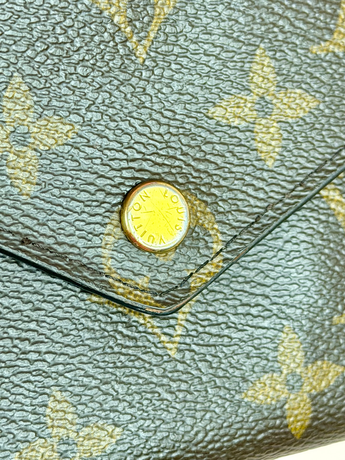 Victorine Compact Wallet in Monogram/Brown