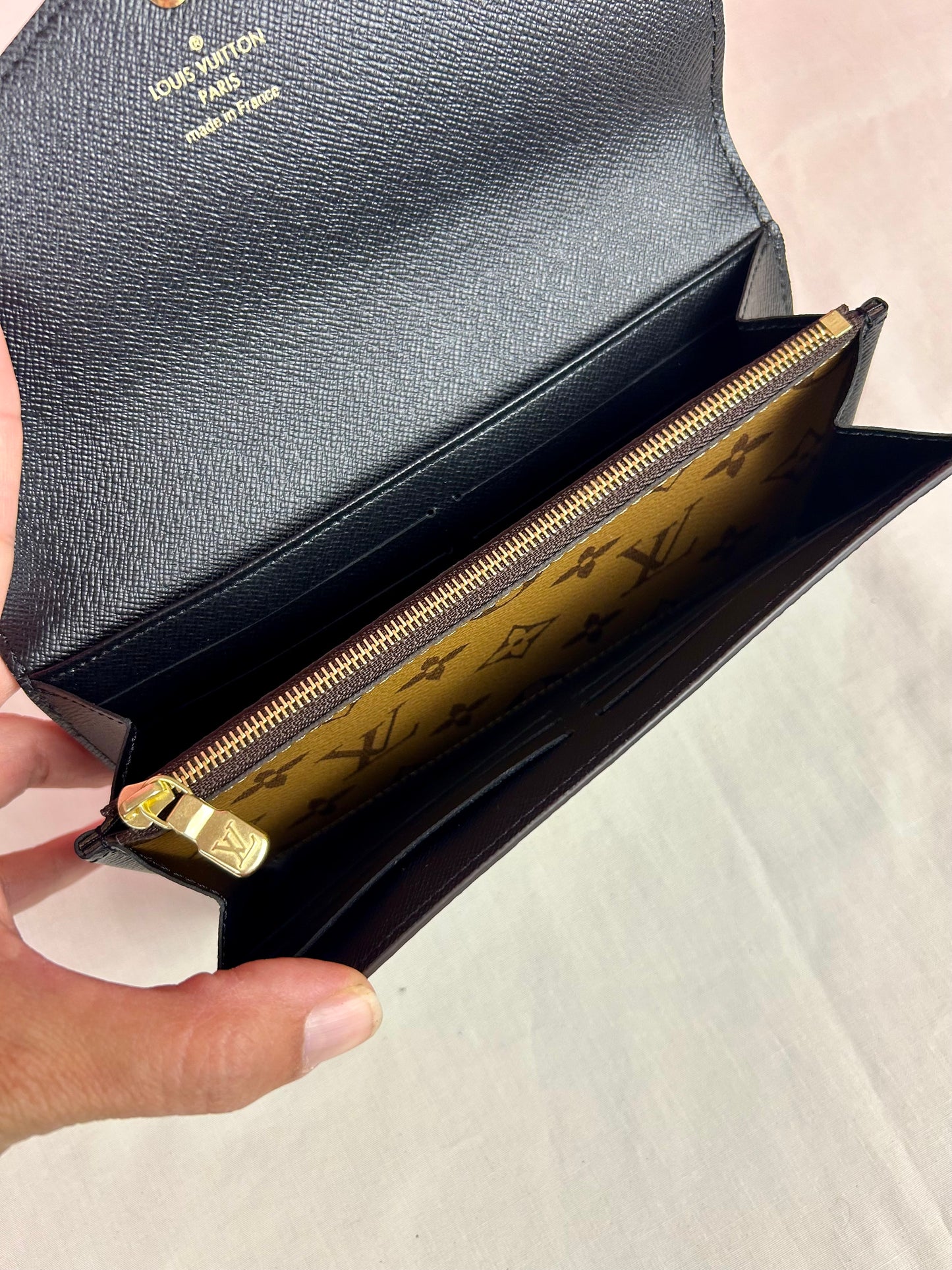 Reverse Monogram Sarah Wallet