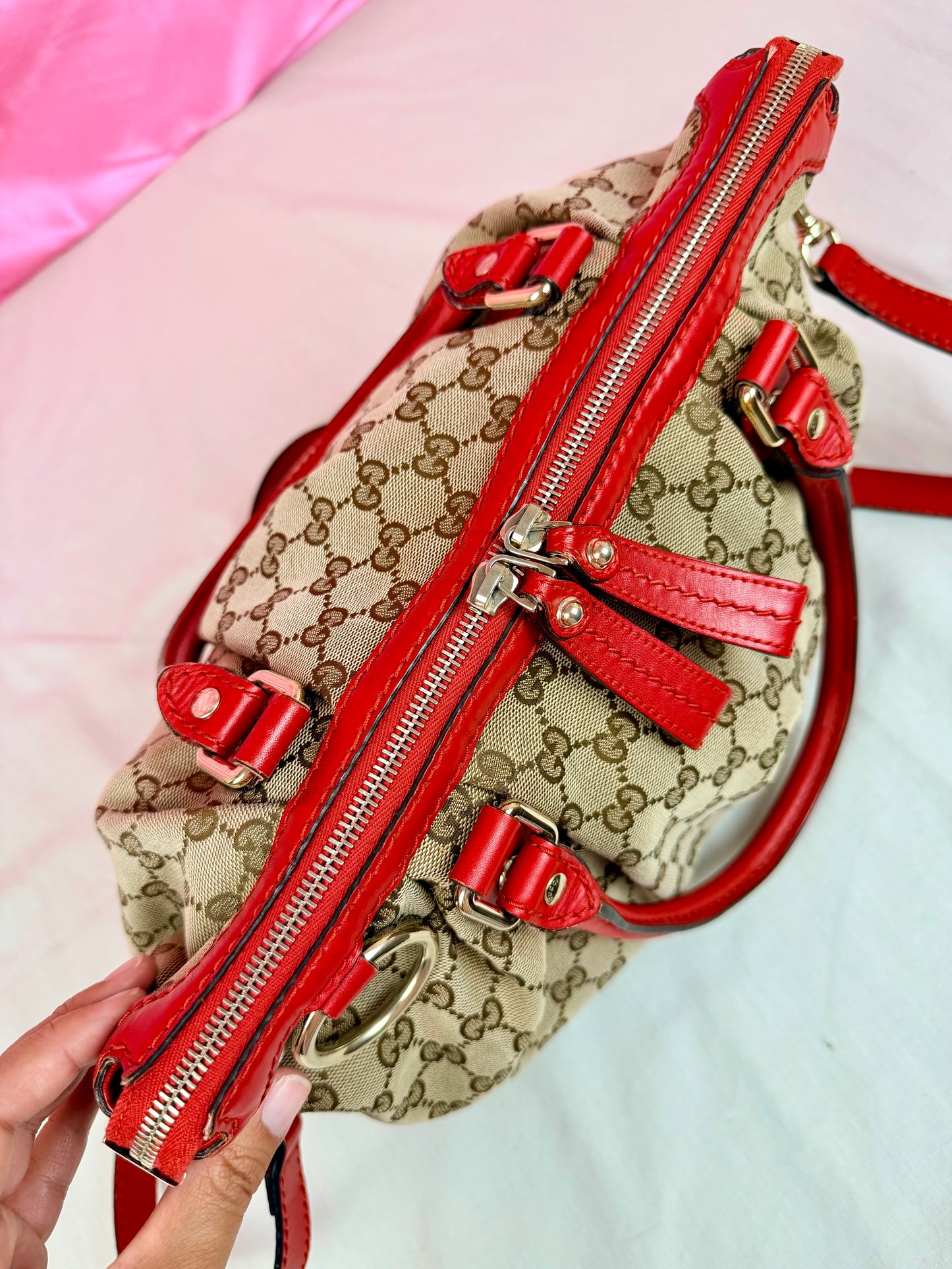 Gucci Sukey Two-Way