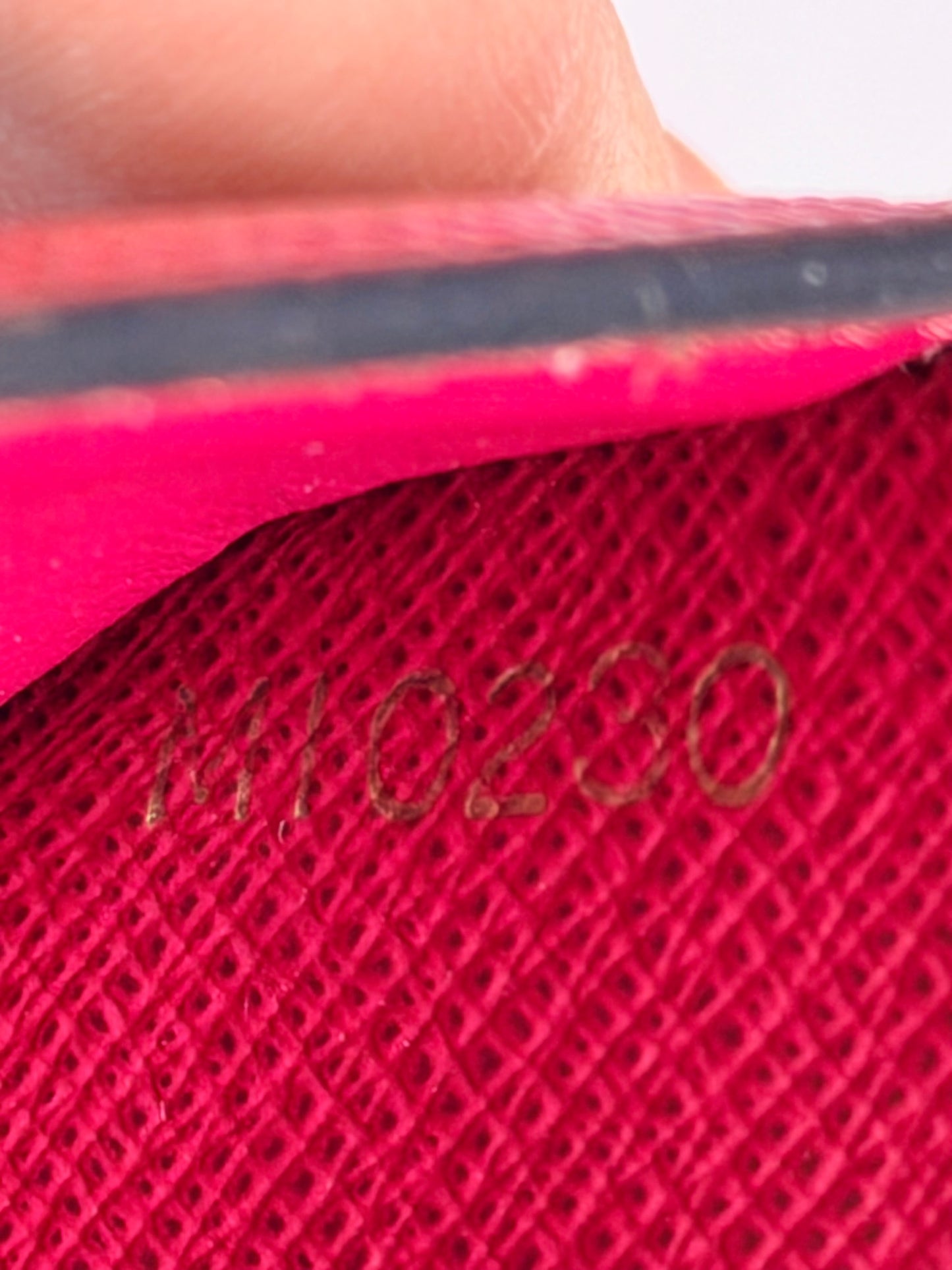 Zoe Wallet in Mono/Berry