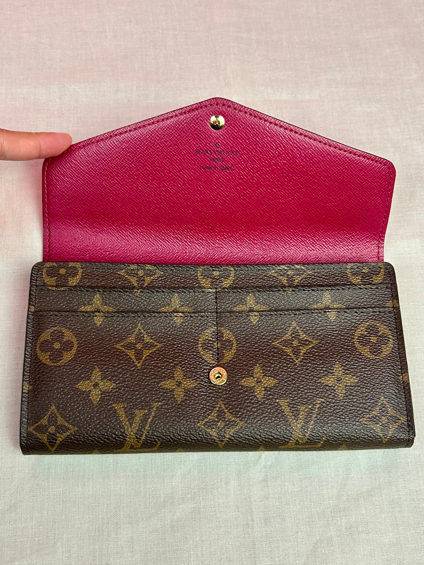 Sarah Wallet New Model