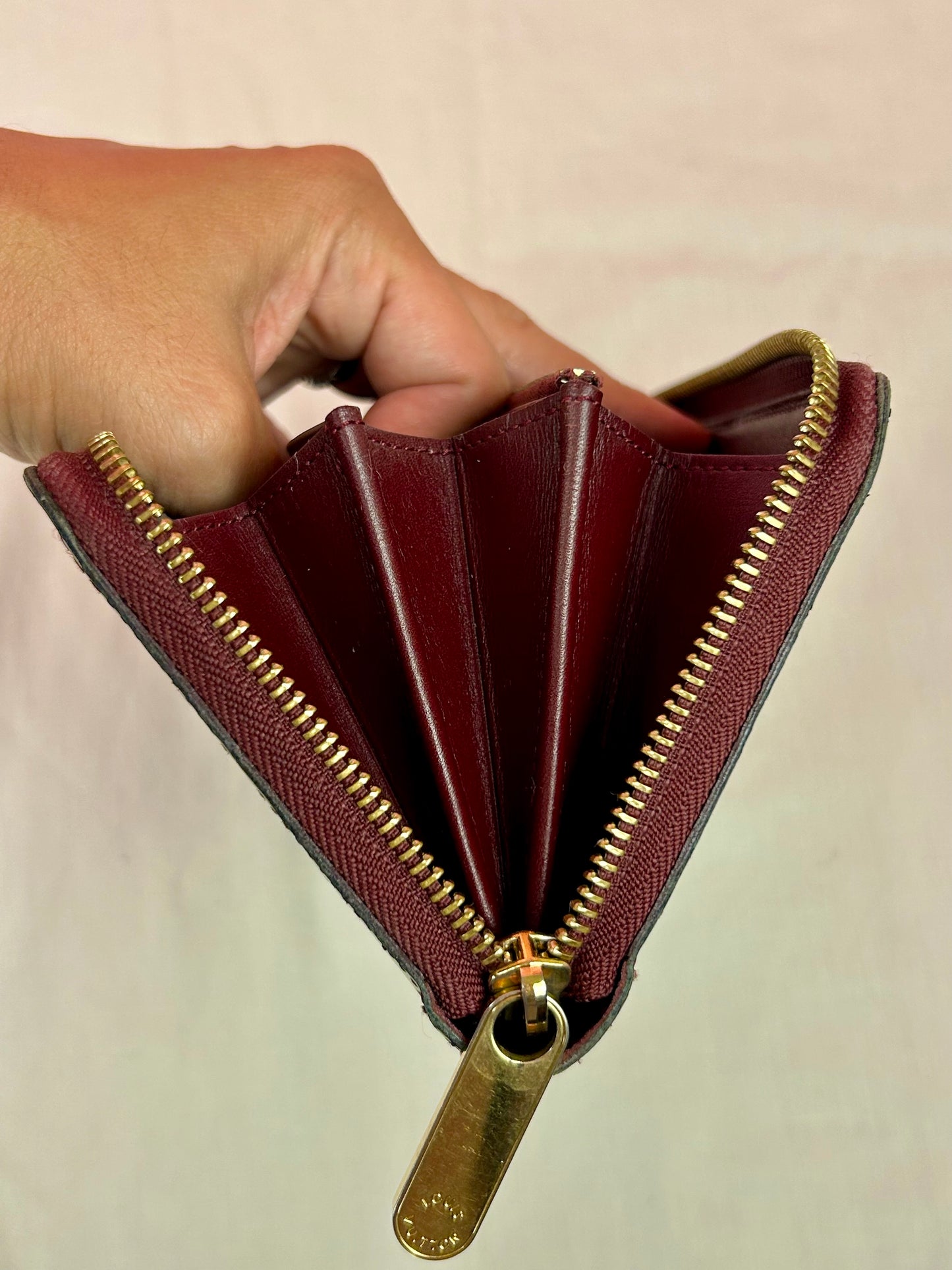 Magenta Vernis Zippy Wallet