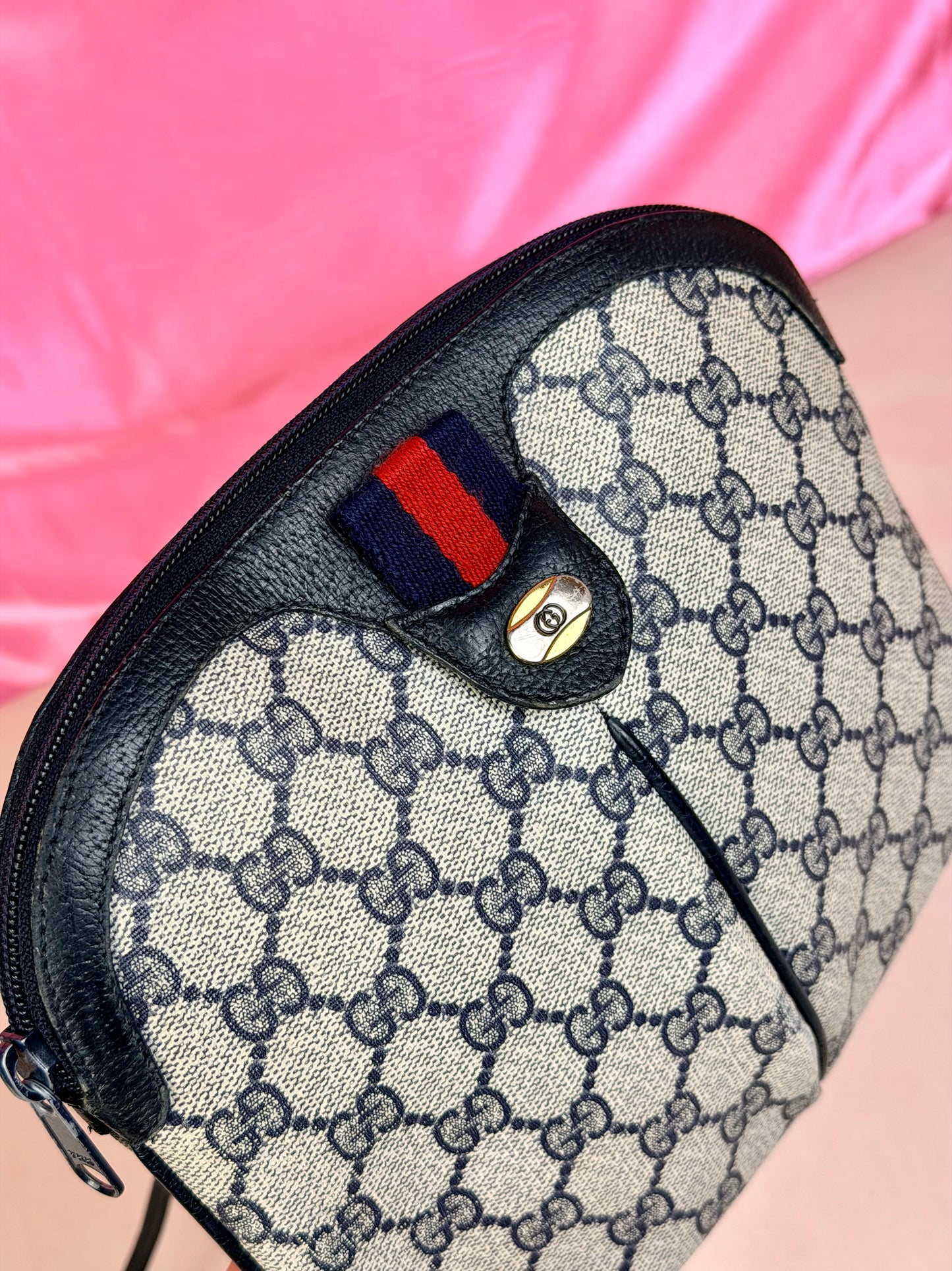Gucci Navy Sherry Line Dome