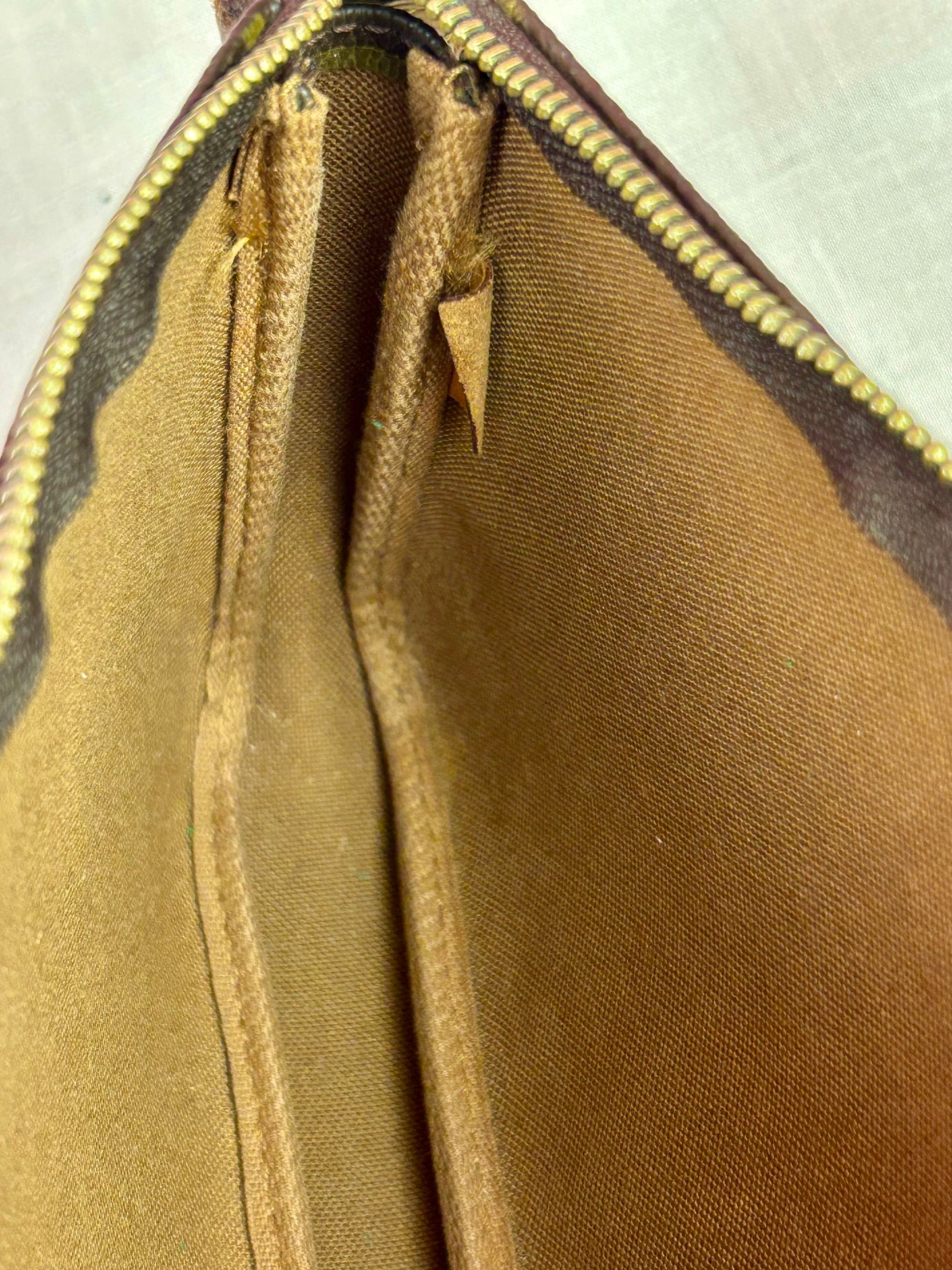 Pochette Accessories