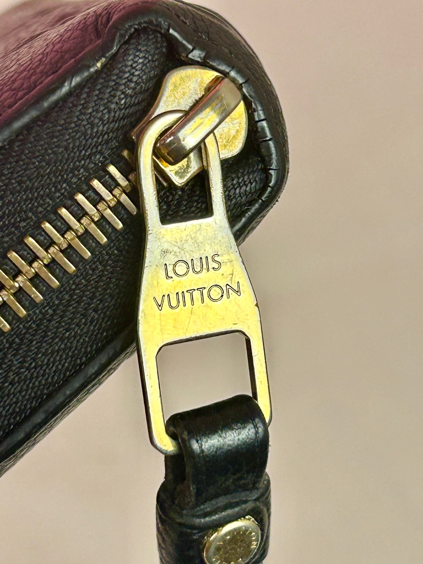 Black Empreinte Zippy Wallet