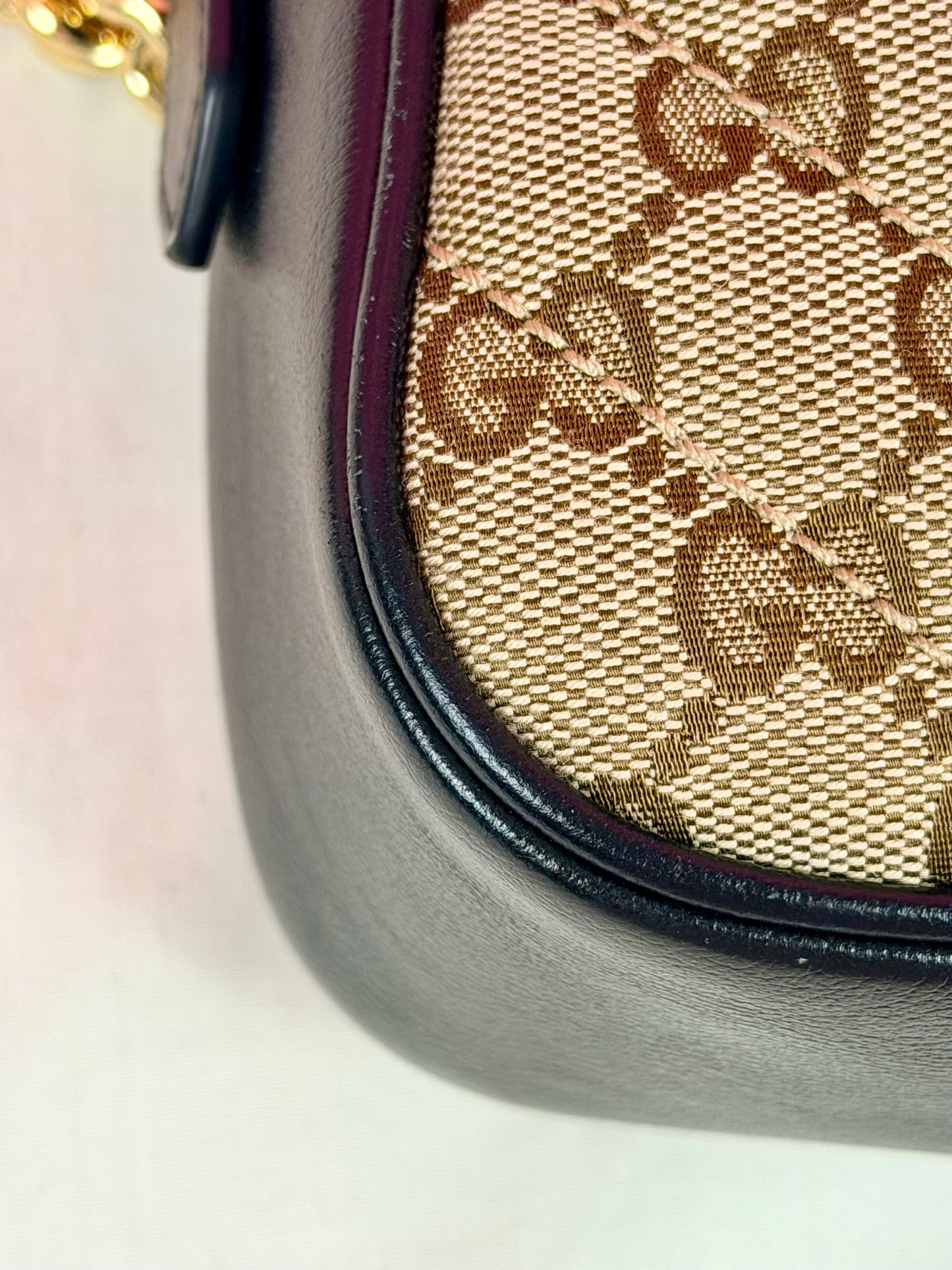 Black and Beige Small Gucci Marmont