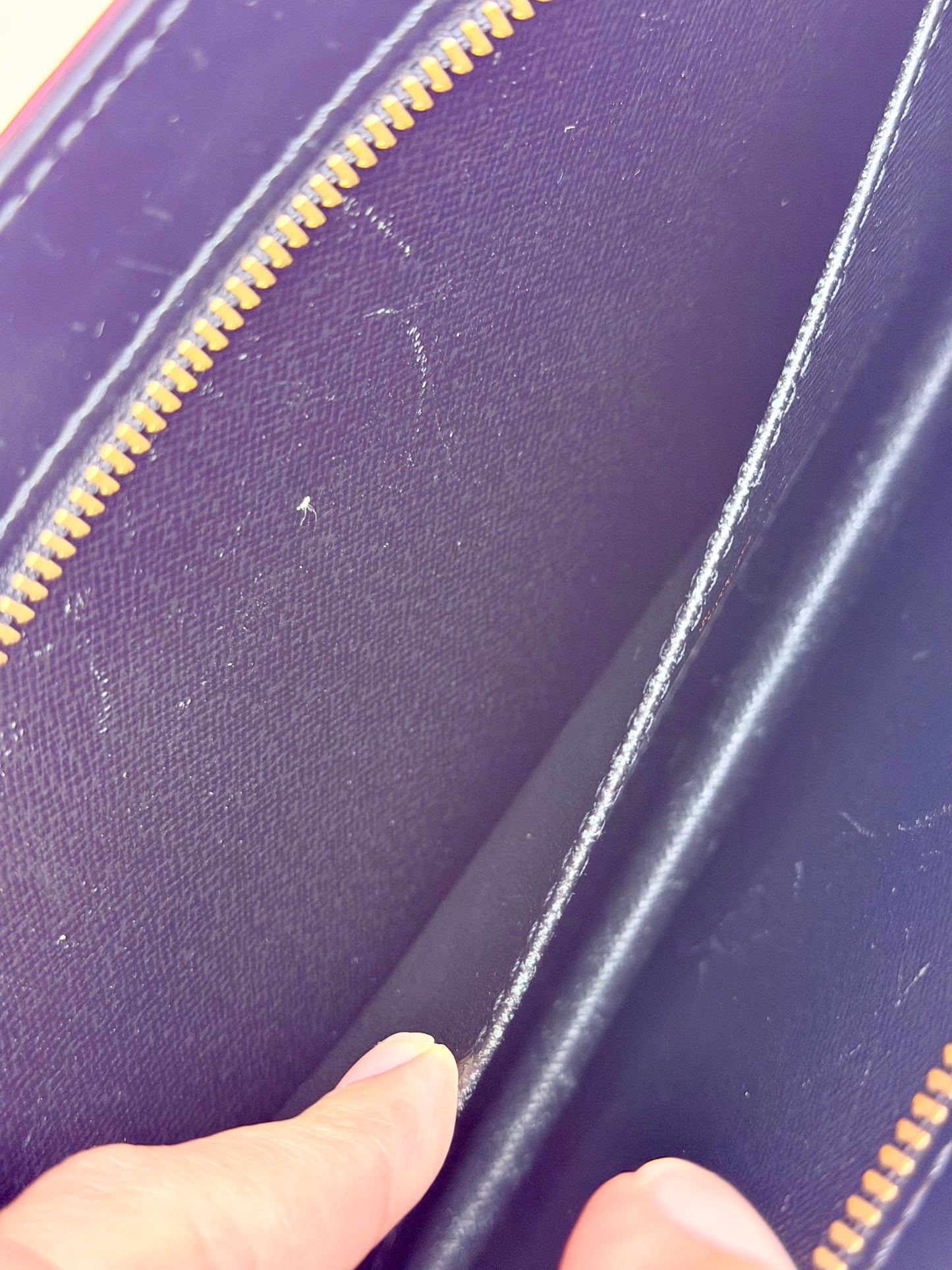 Black Epi Homme Clutch