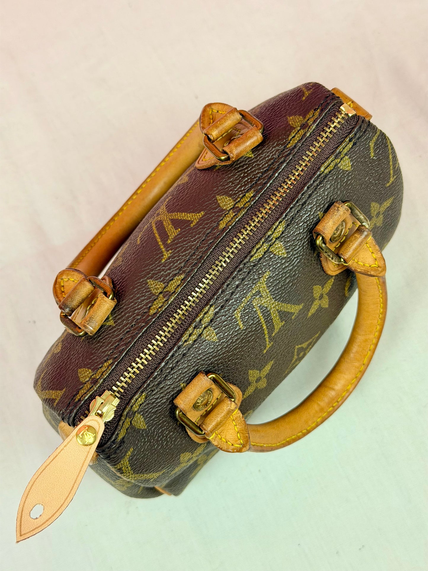 Mini Speedy HL with Strap
