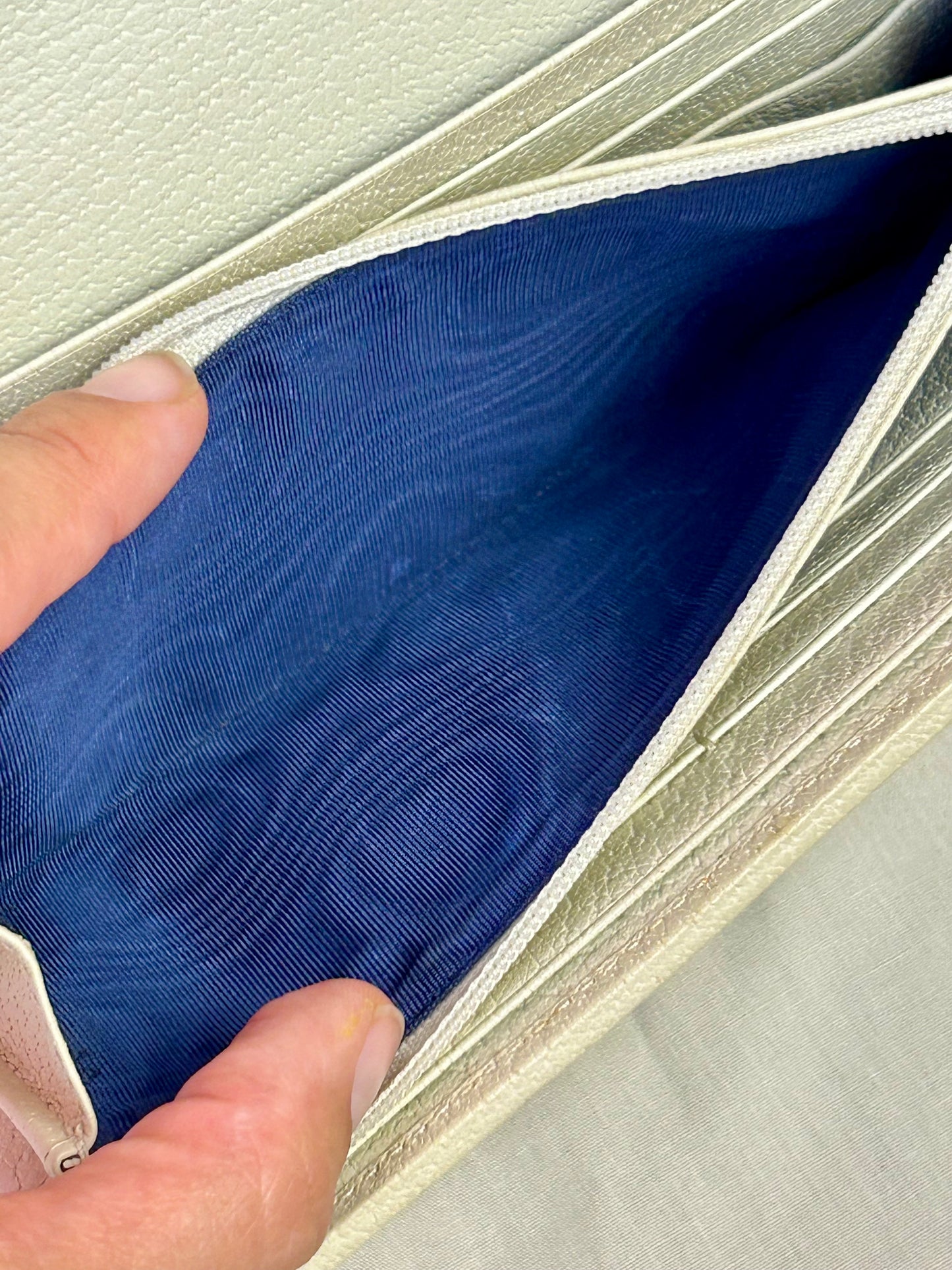 Sherry Line Wallet on Chain