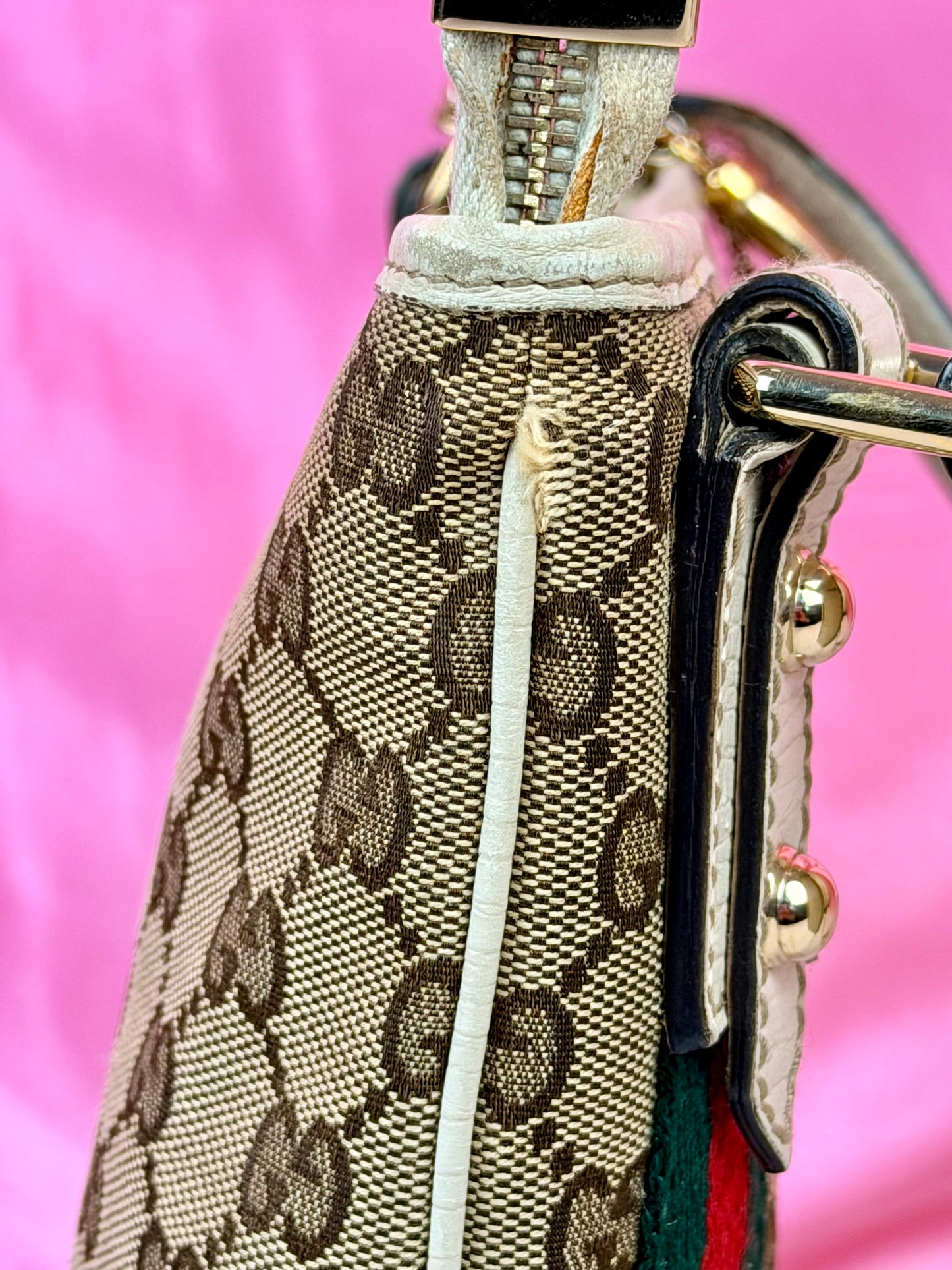 White Sherry Line Crossbody