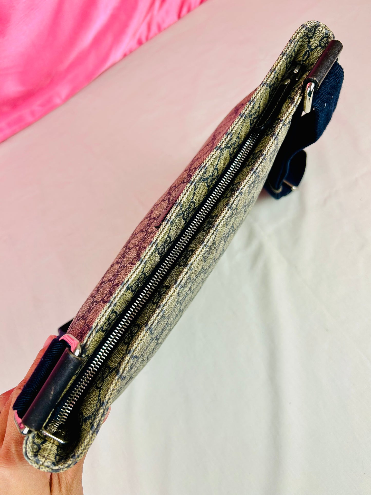 Large Navy Gucci Supreme Crossbody