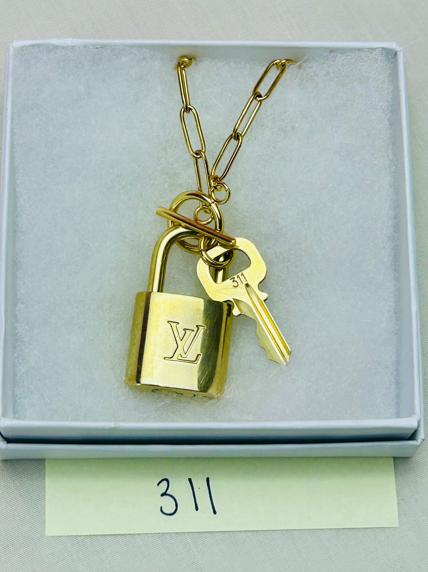 Lock and Key Necklace Set (20)