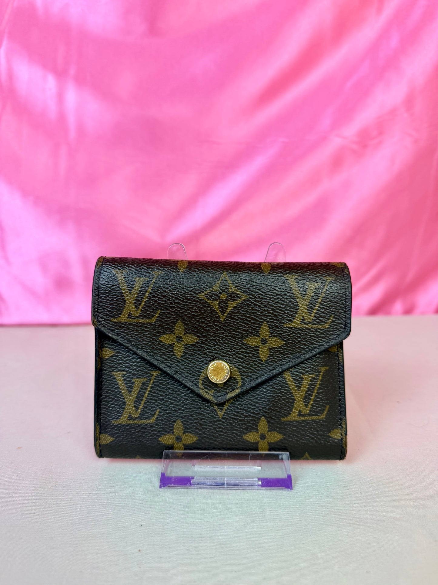 Victorine Compact Wallet in Monogram/Brown