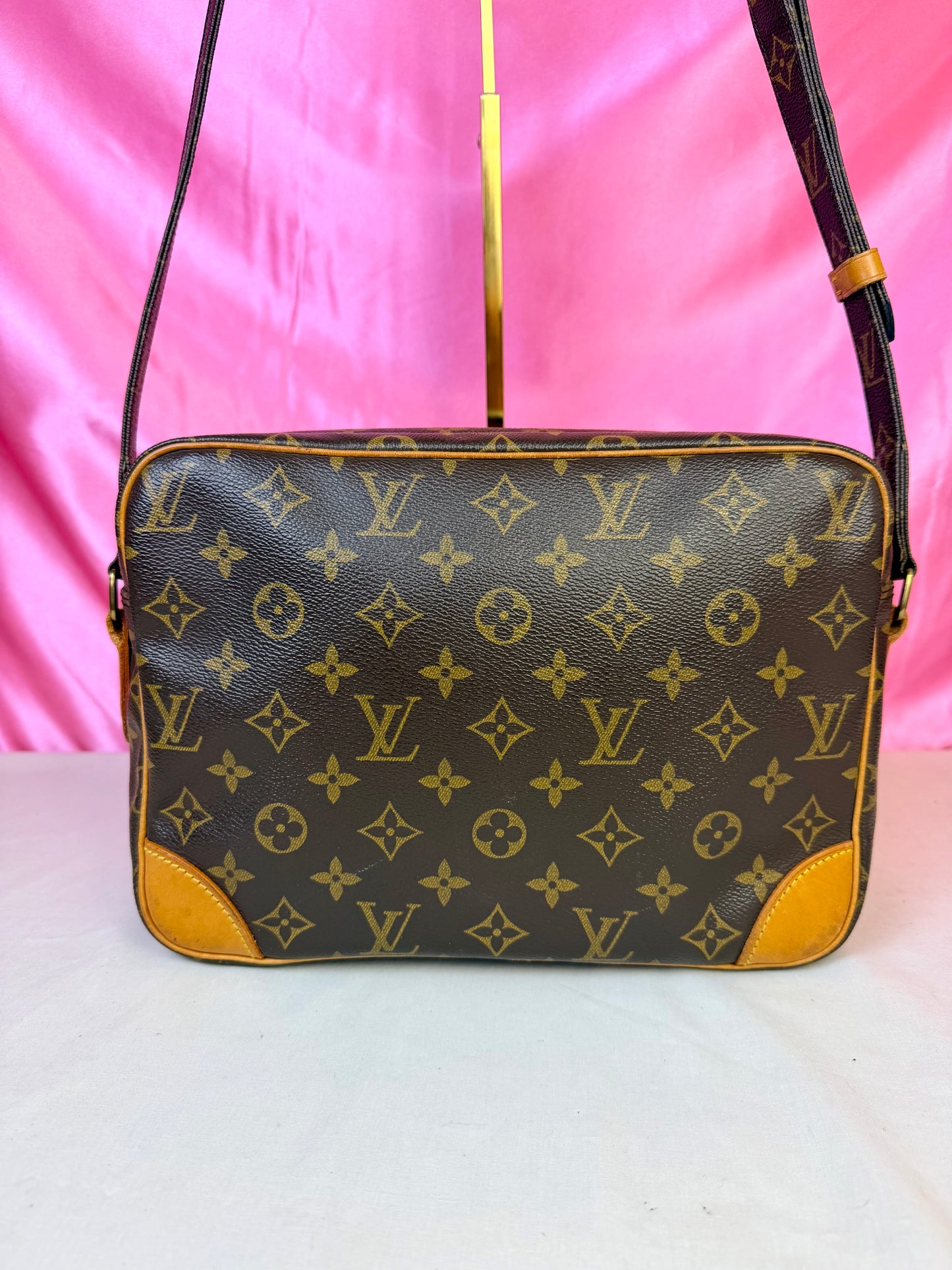 LV Nile