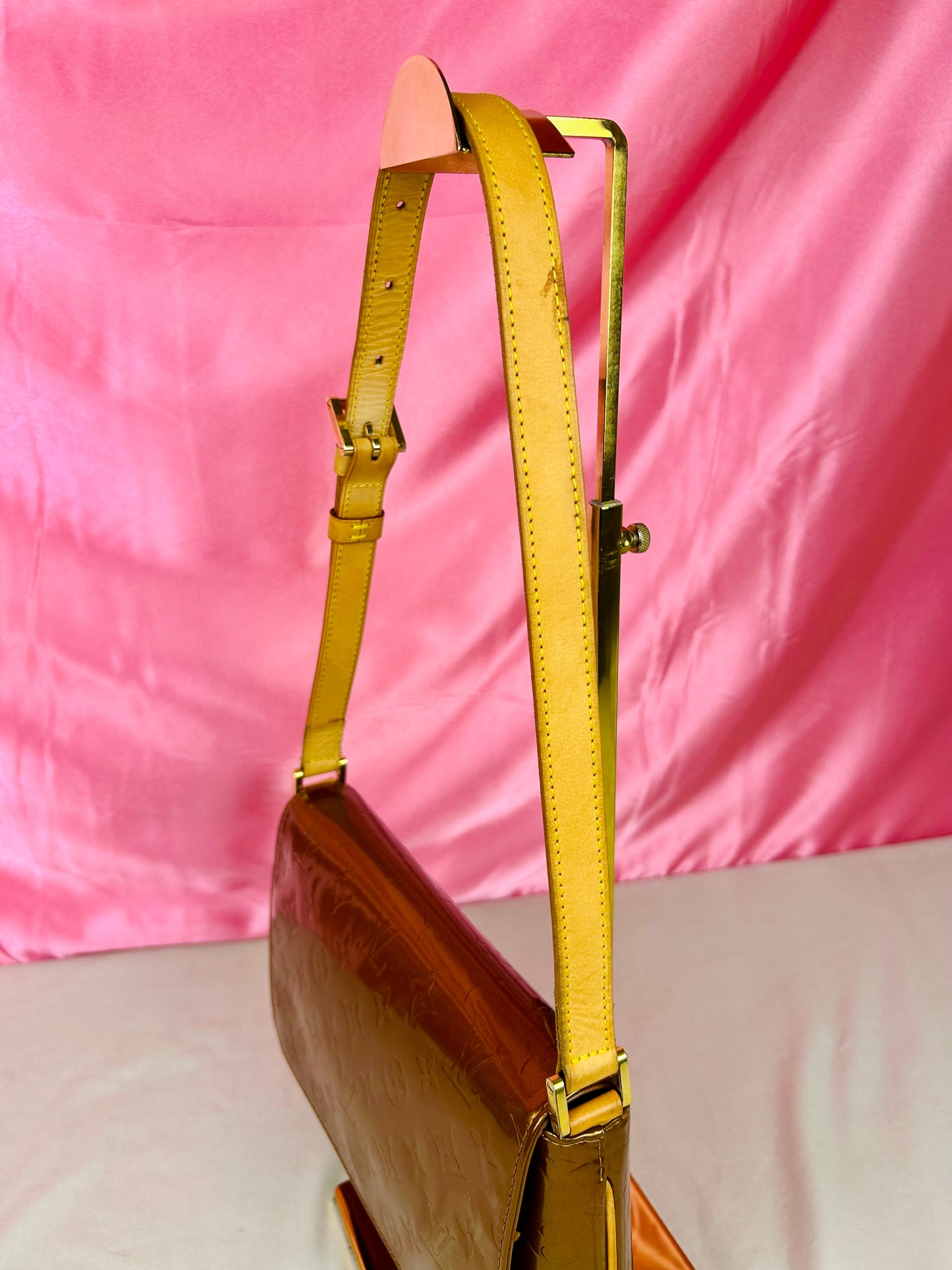 Amber Vernis Thompson