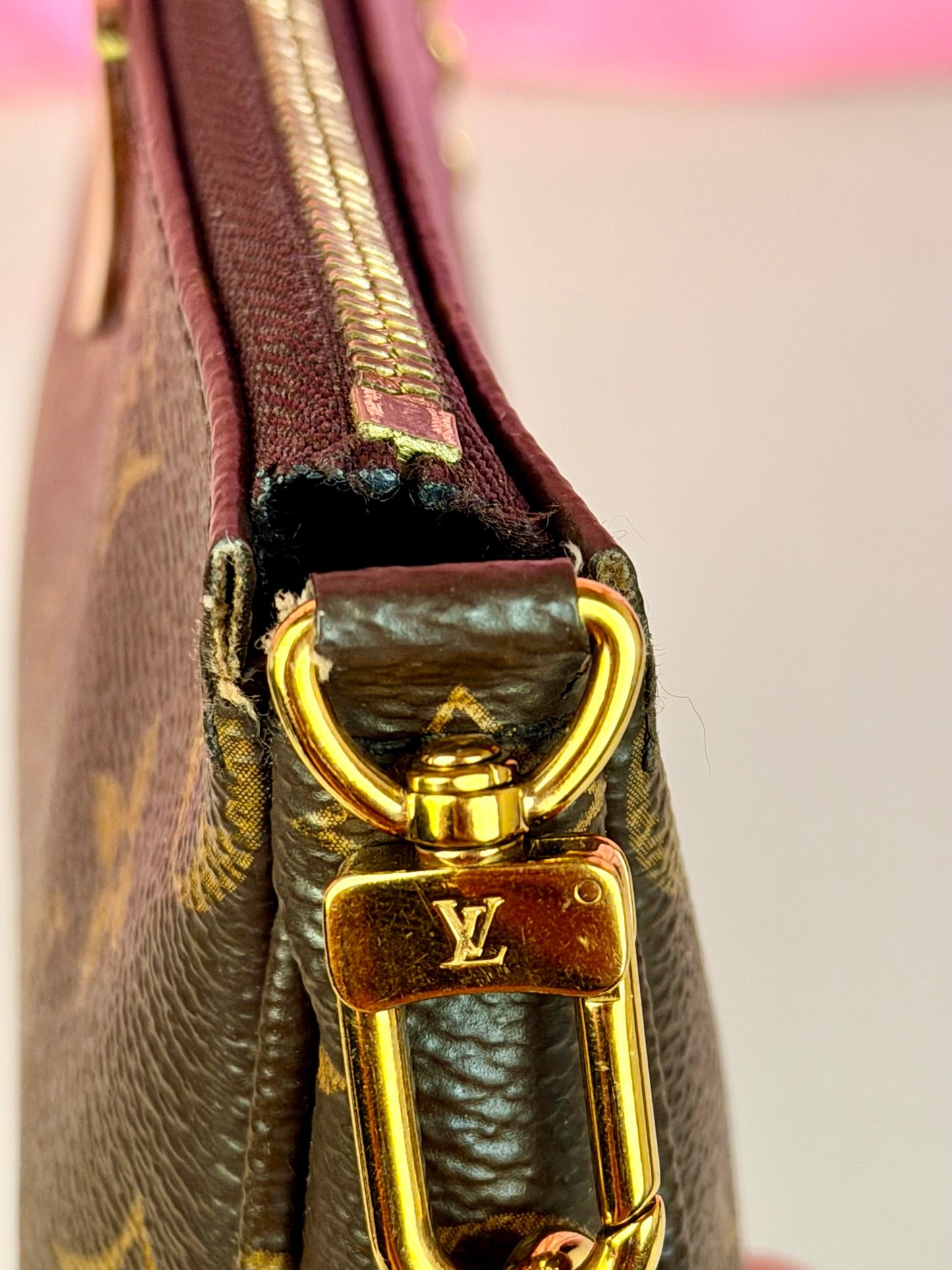Small Pochette with Chain