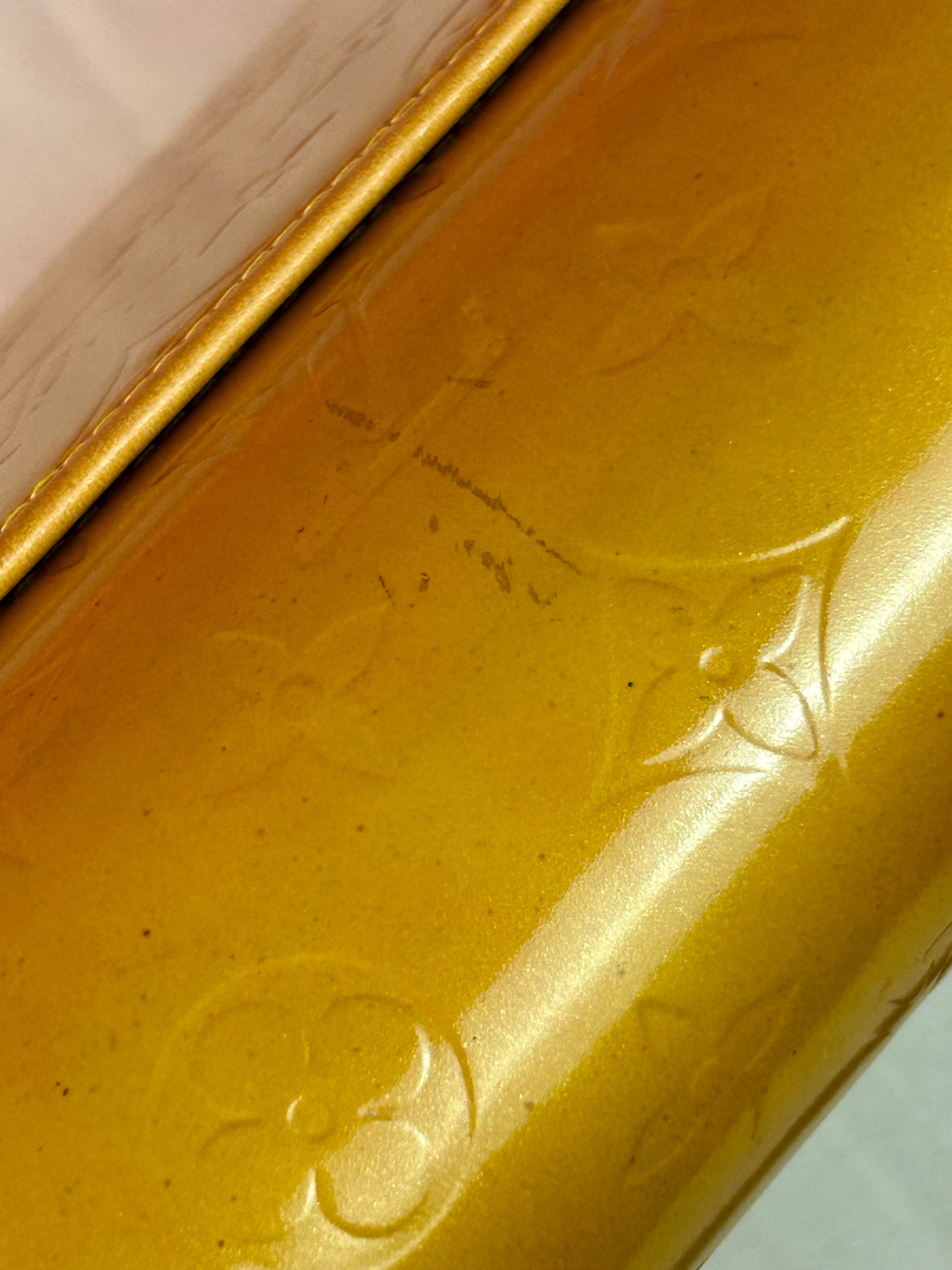 Christie GM in Yellow Vernis