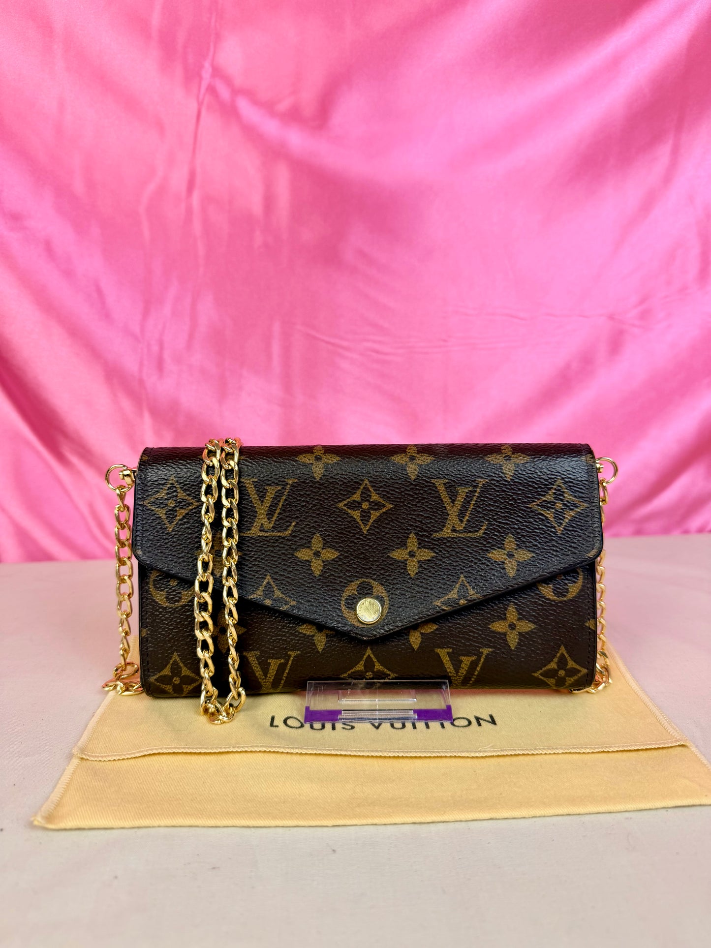 Louis Vuitton Sarah Wallet in Mono/Rose