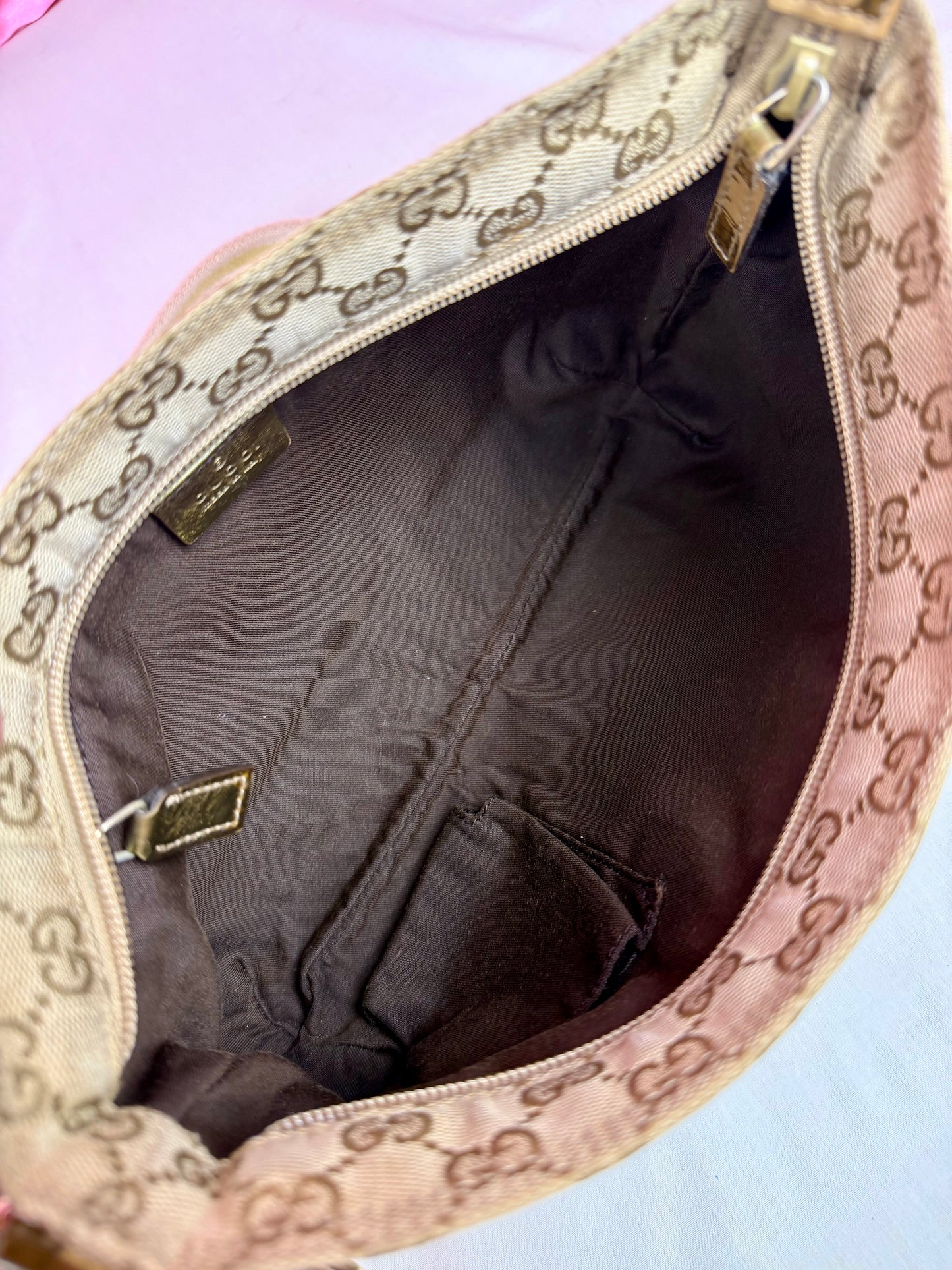 Gucci Metallic Messenger