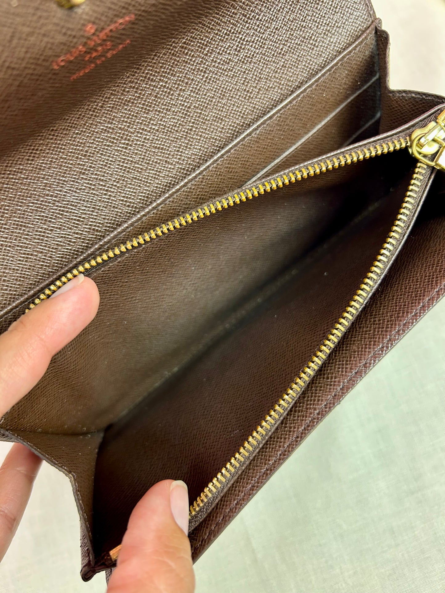 Sarah Wallet in DE