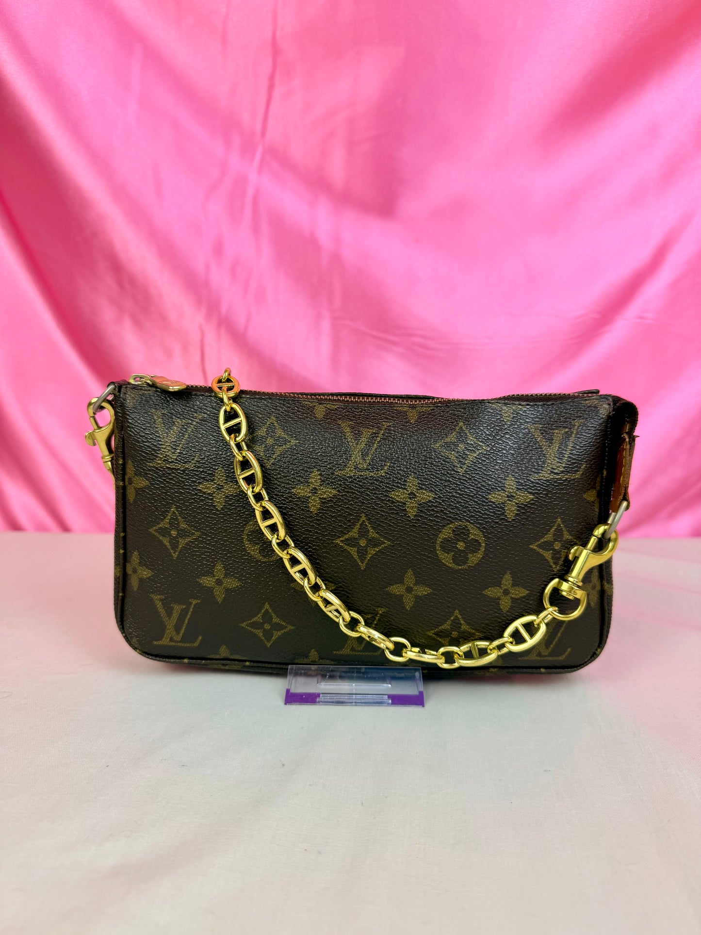 Pochette Accessories