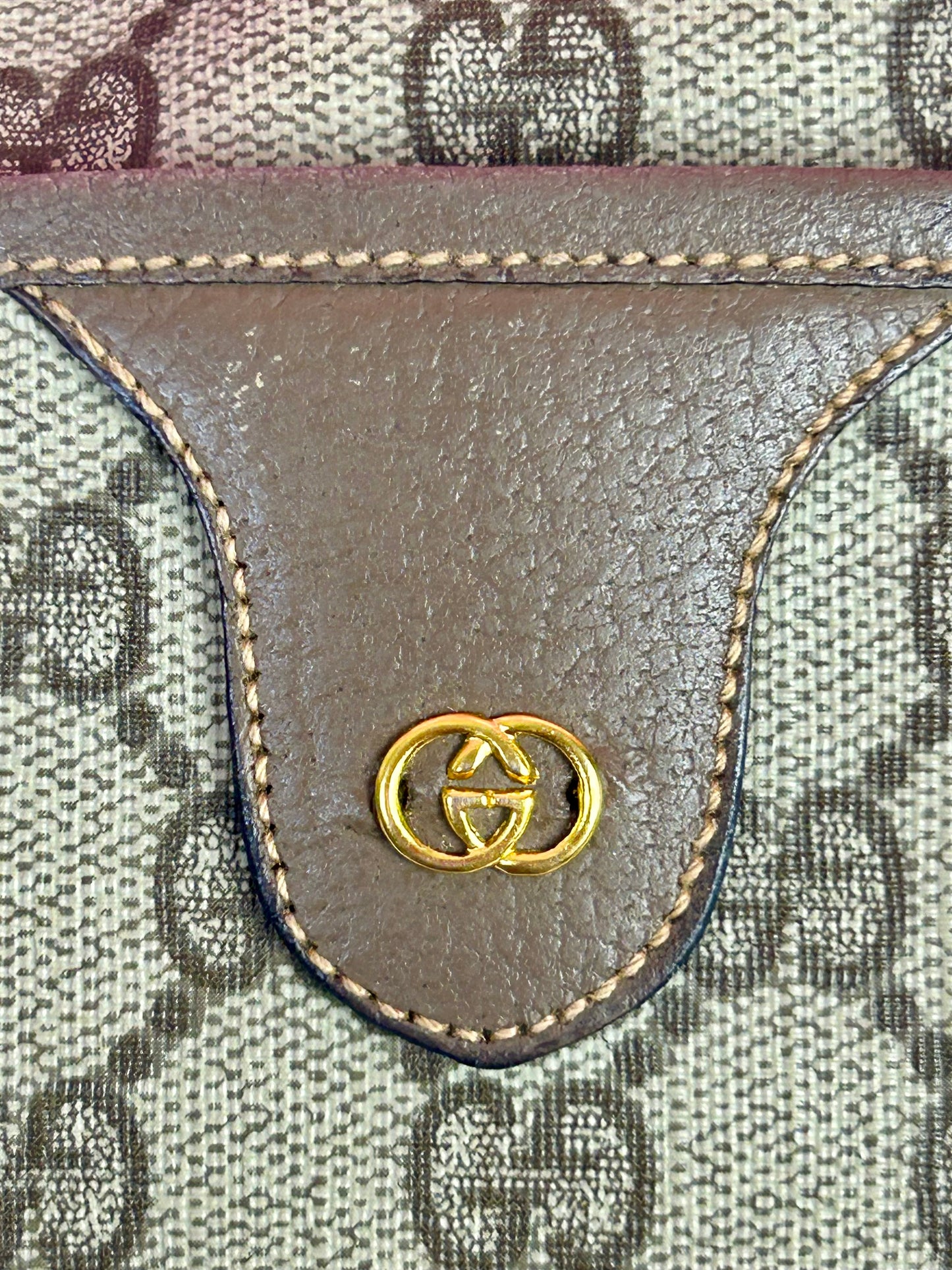 Gucci Vintage Sling Crossbody