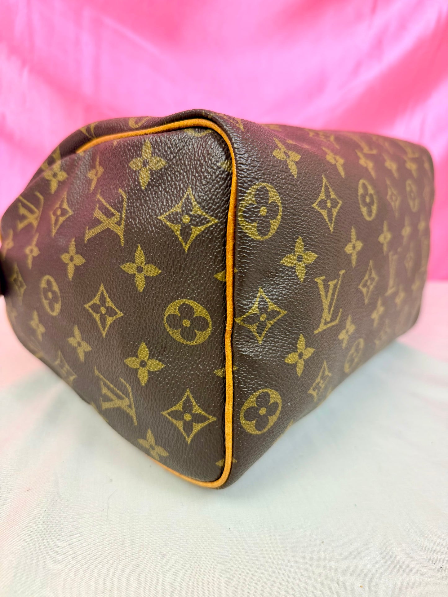 Vintage Speedy 25