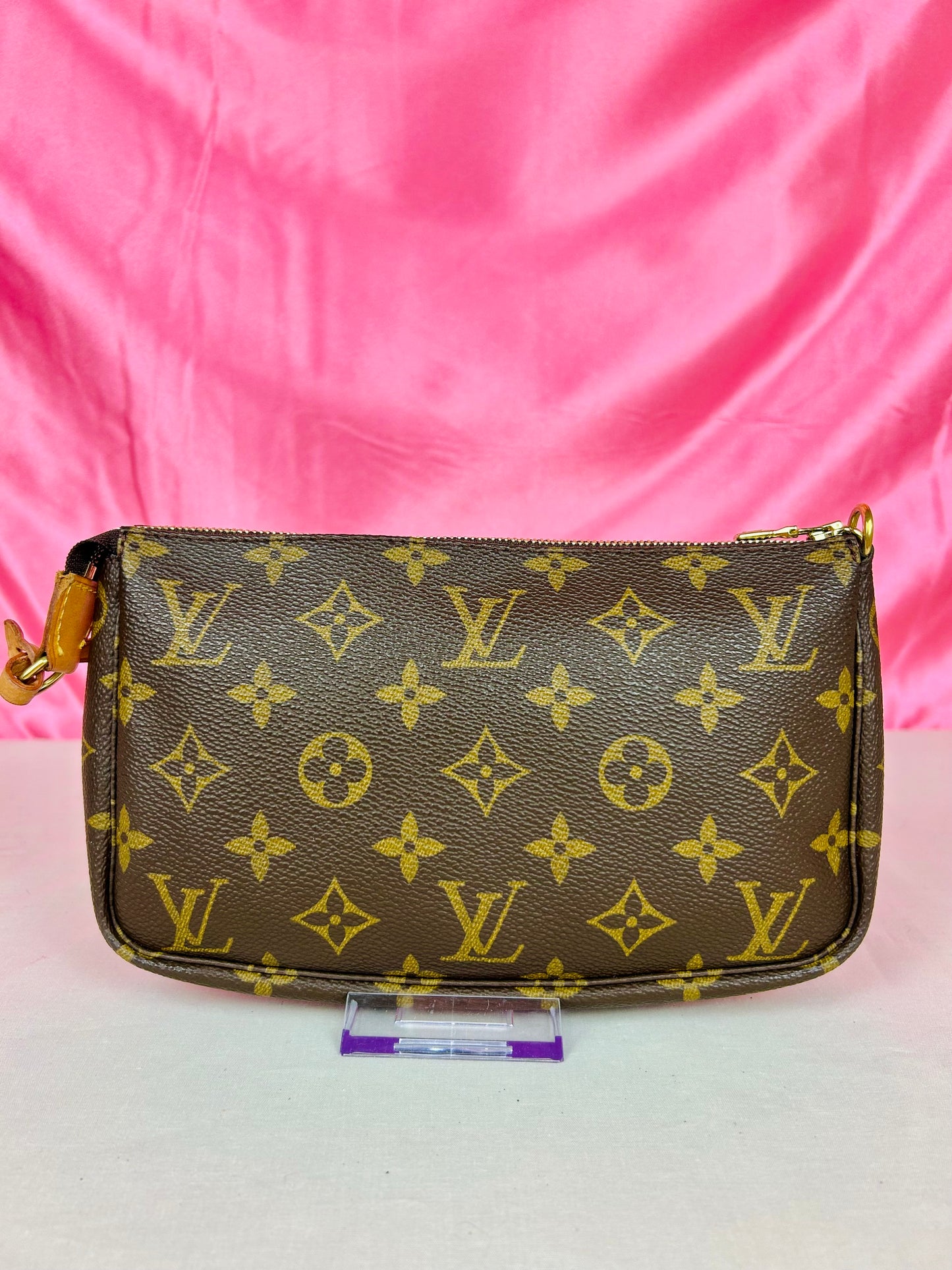 Pochette Accessories