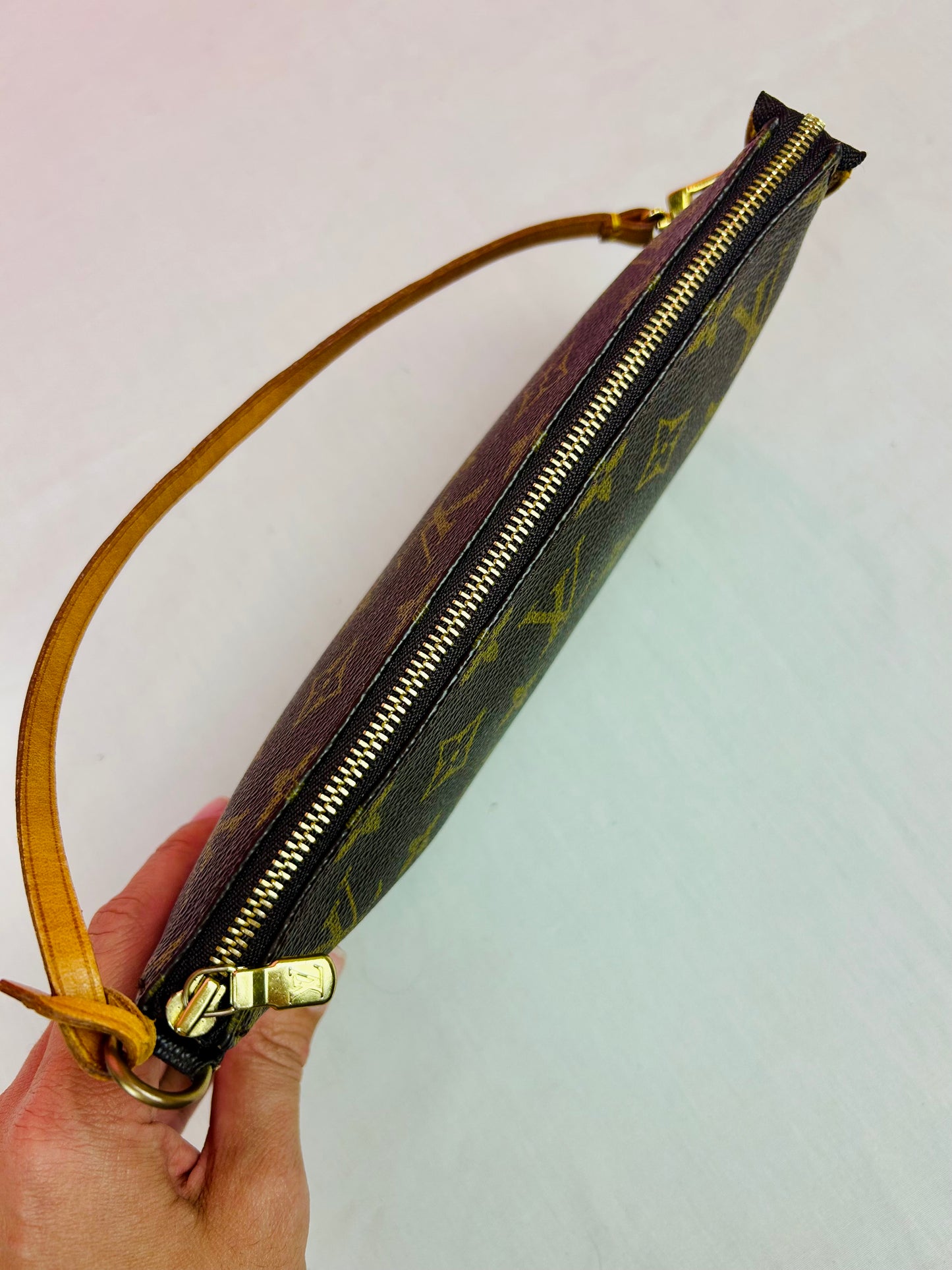 Pochette Accessories