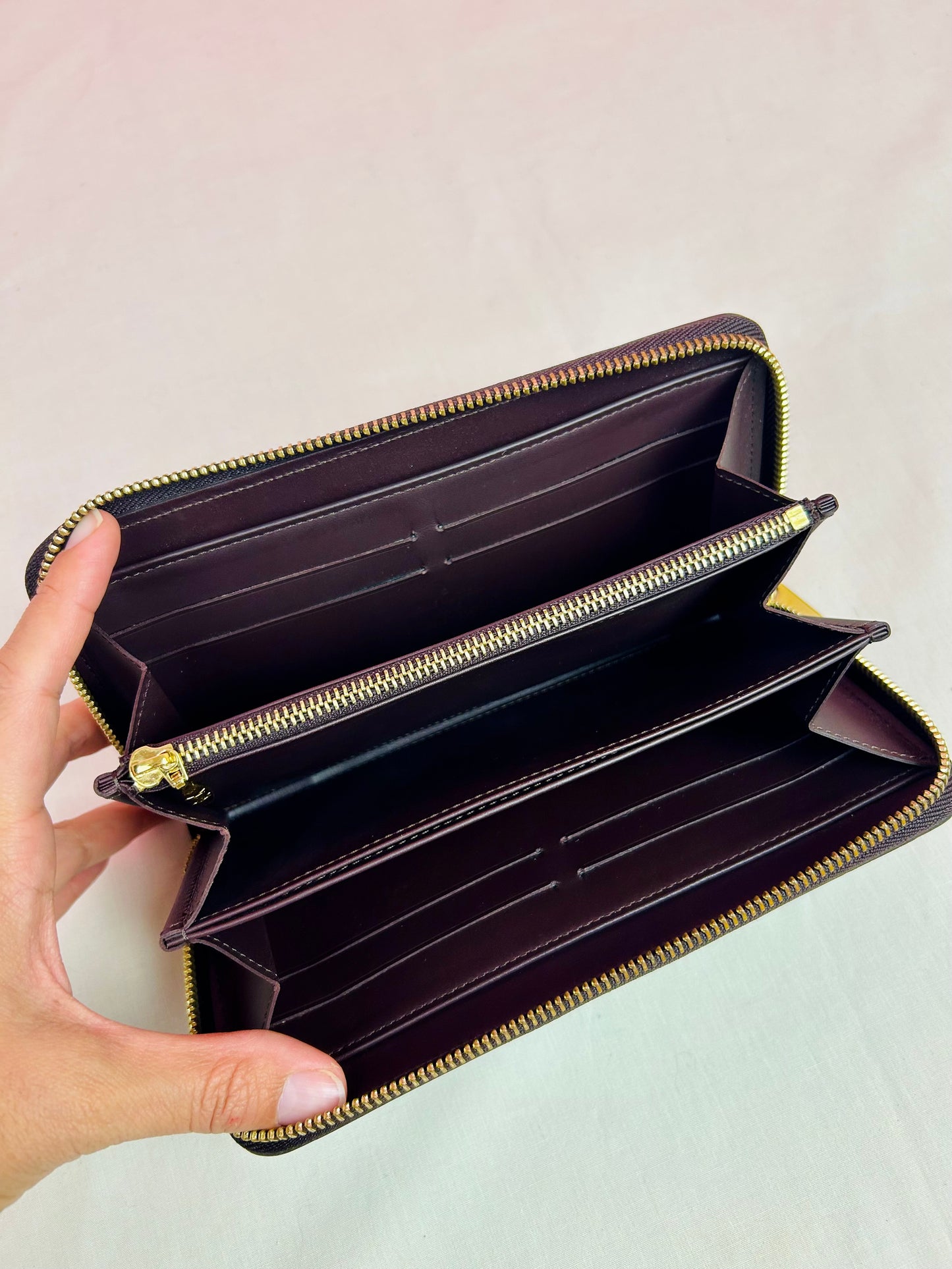 Magenta Vernis Zippy Wallet