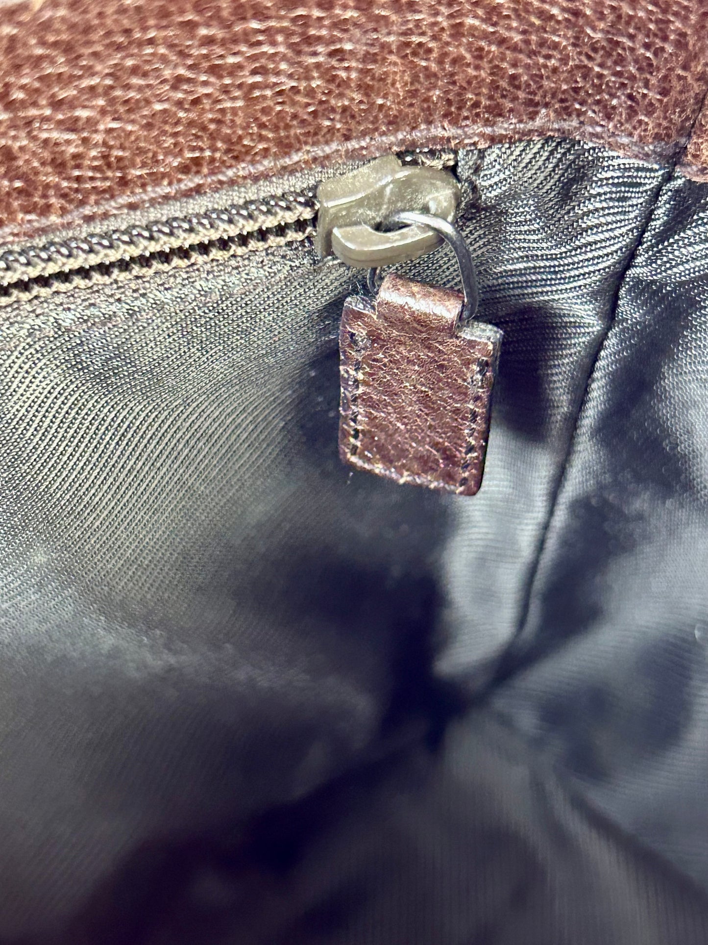 Gucci Supreme Crossbody (New Model)
