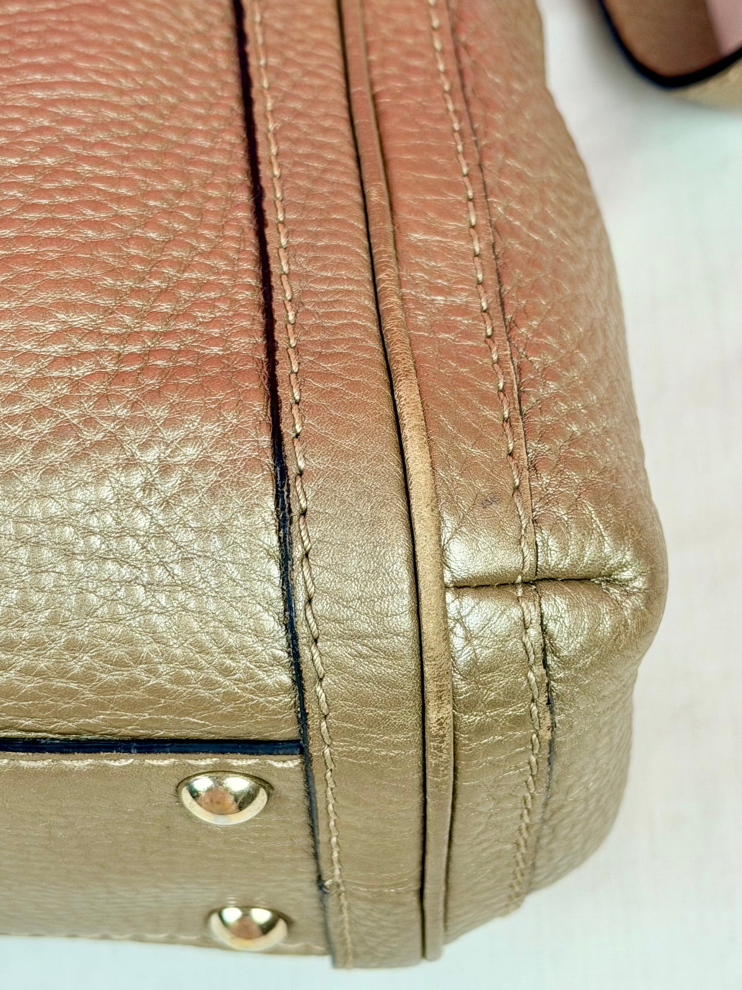 Bronze Gucci Bella