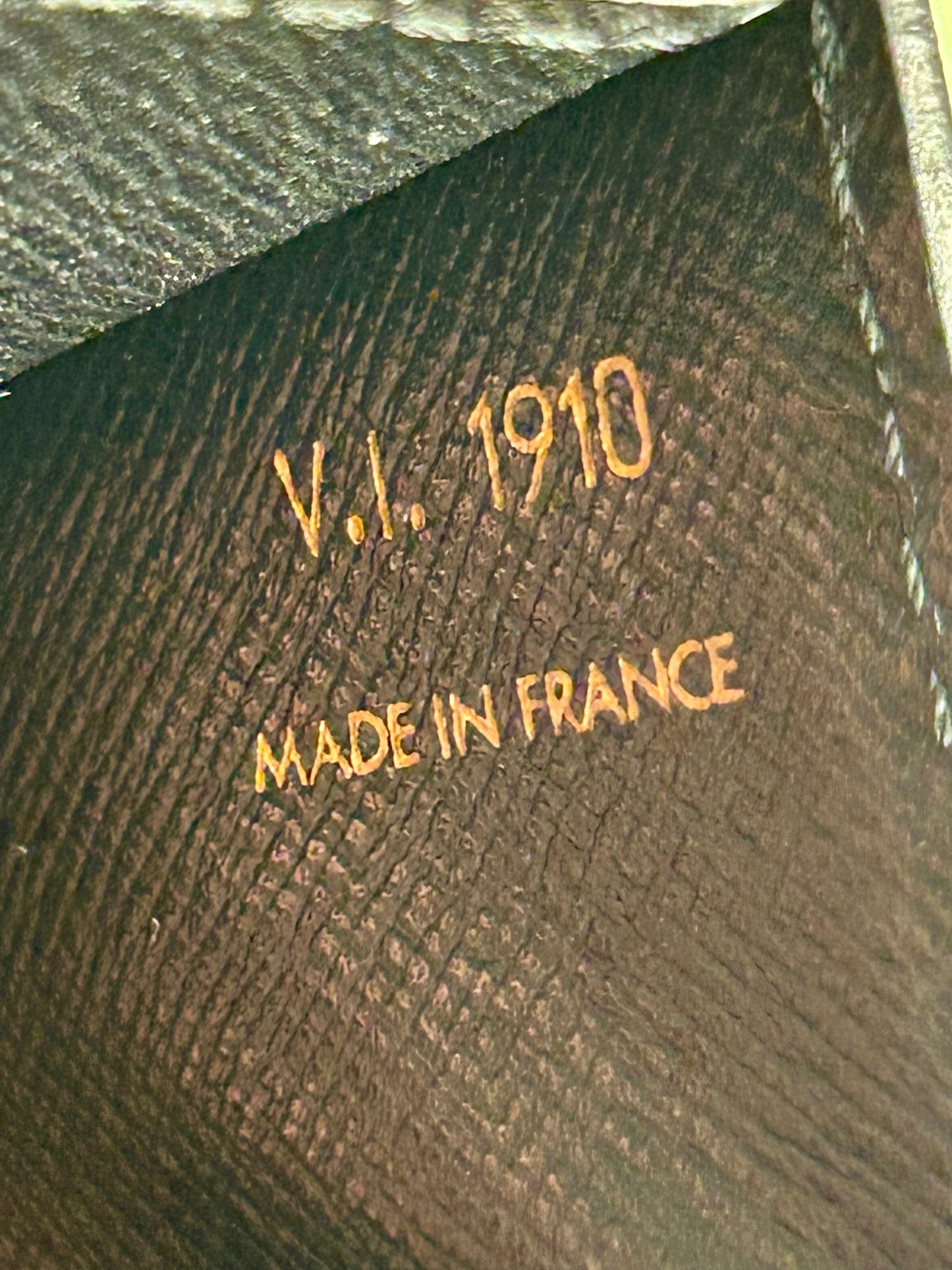 Black Epi Monceau 28