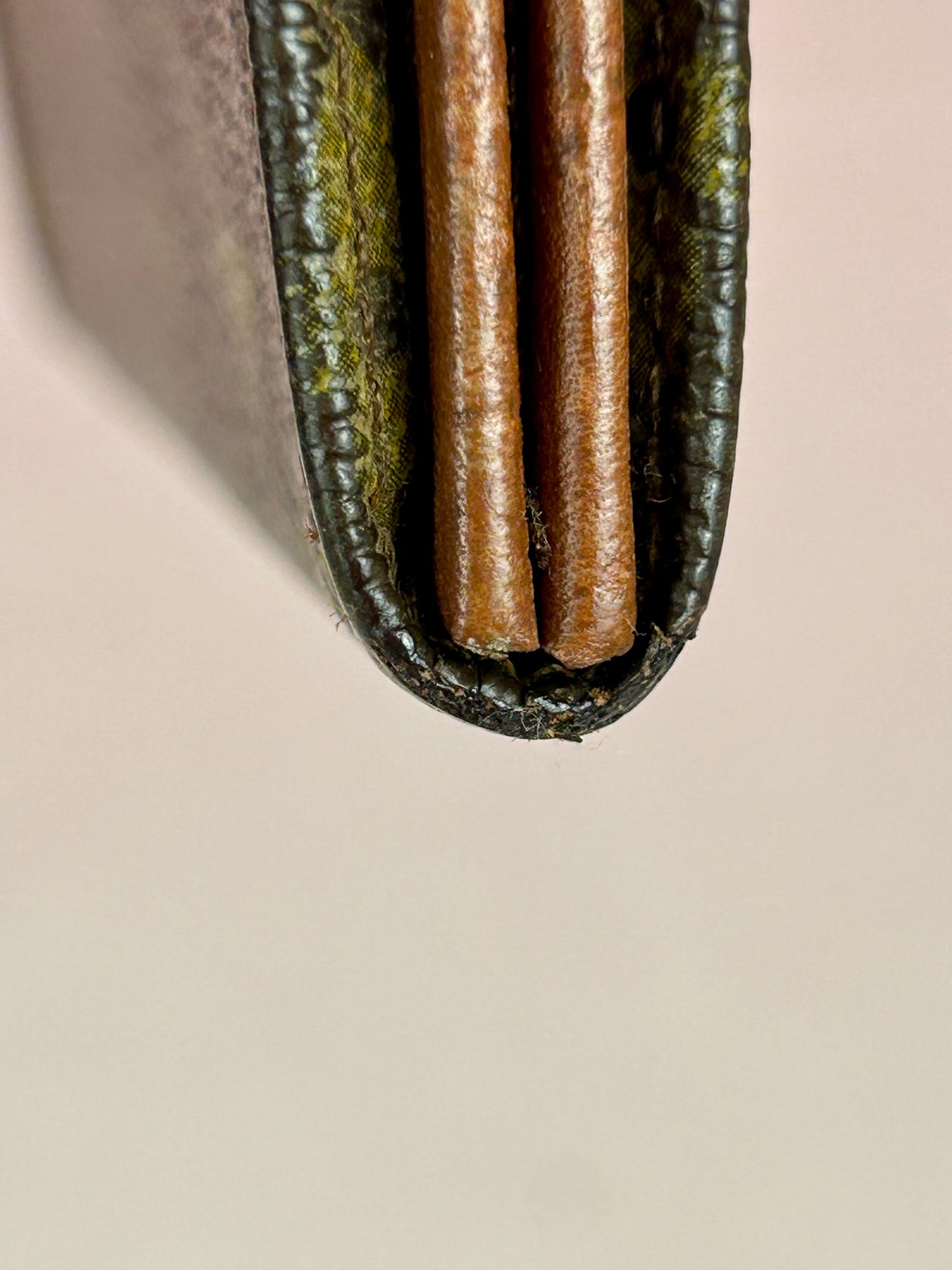 Vintage Wallet in Monogram