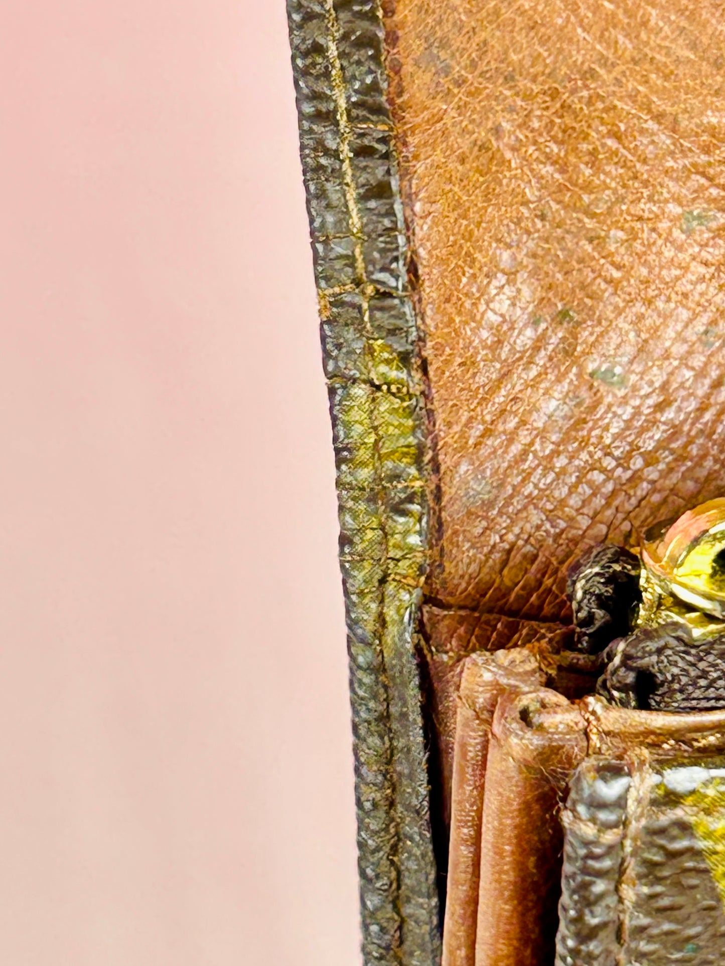 Vintage Wallet in Monogram