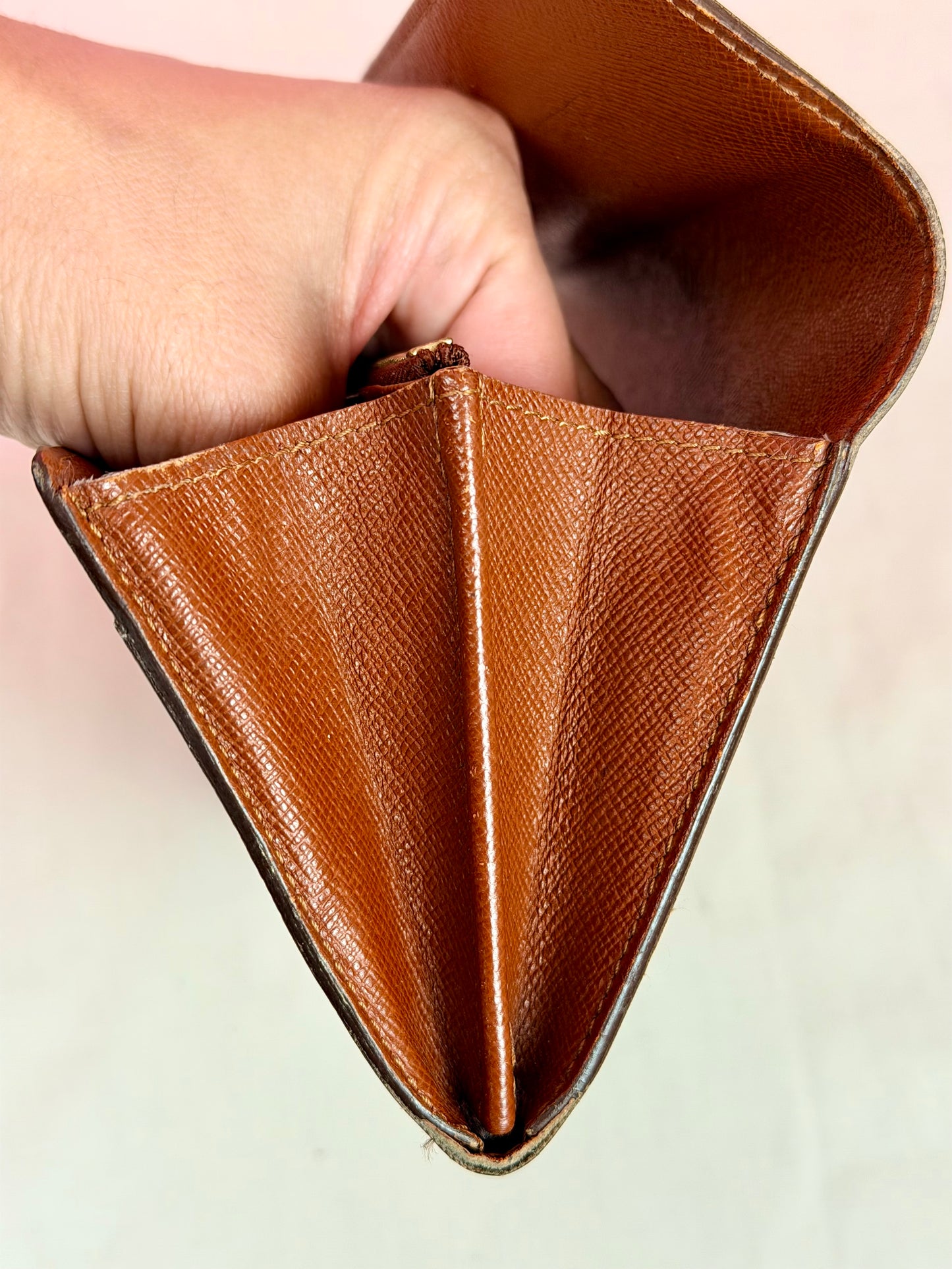 Sarah Wallet in Monogram