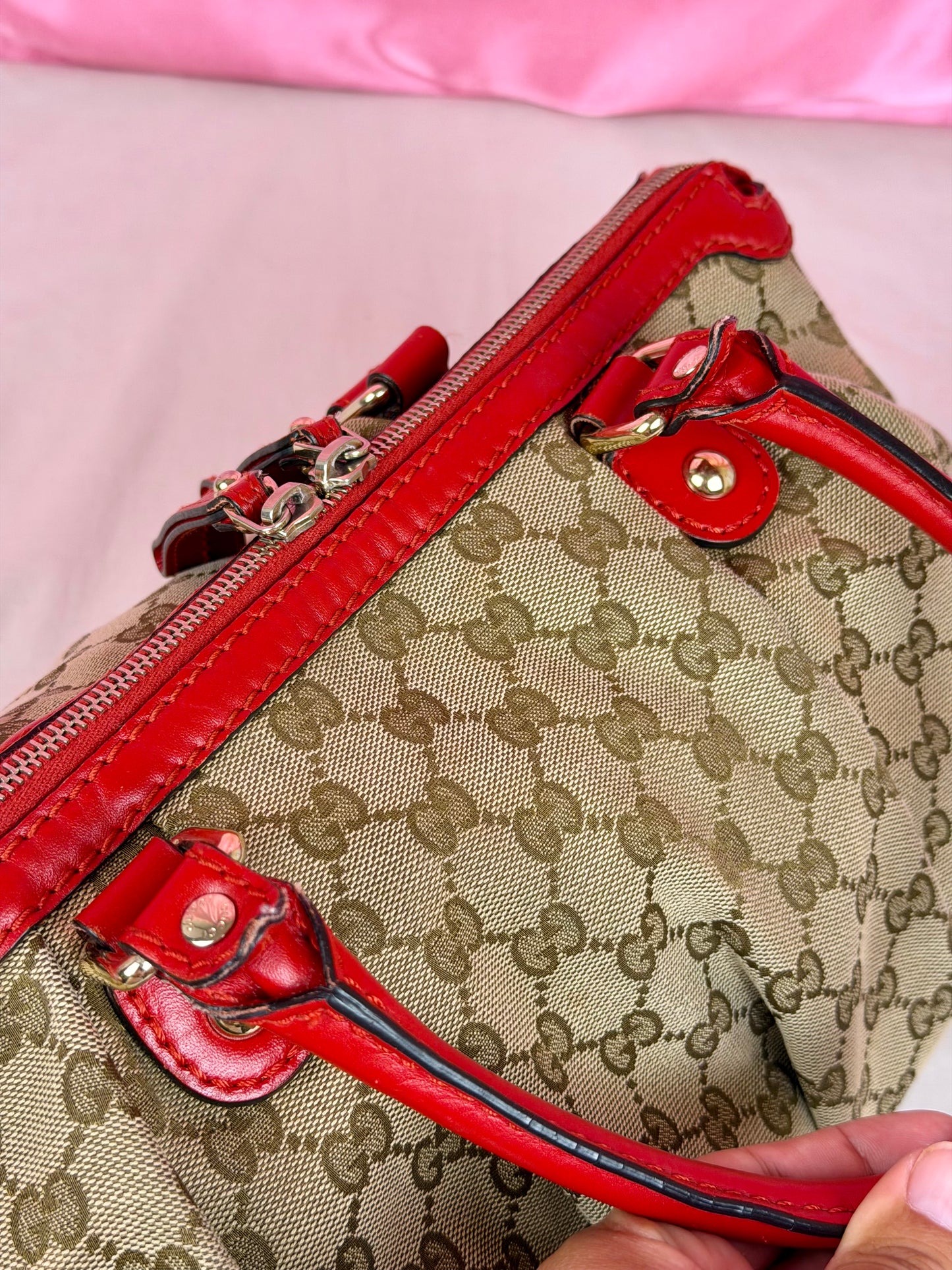 Gucci Sukey Two-Way